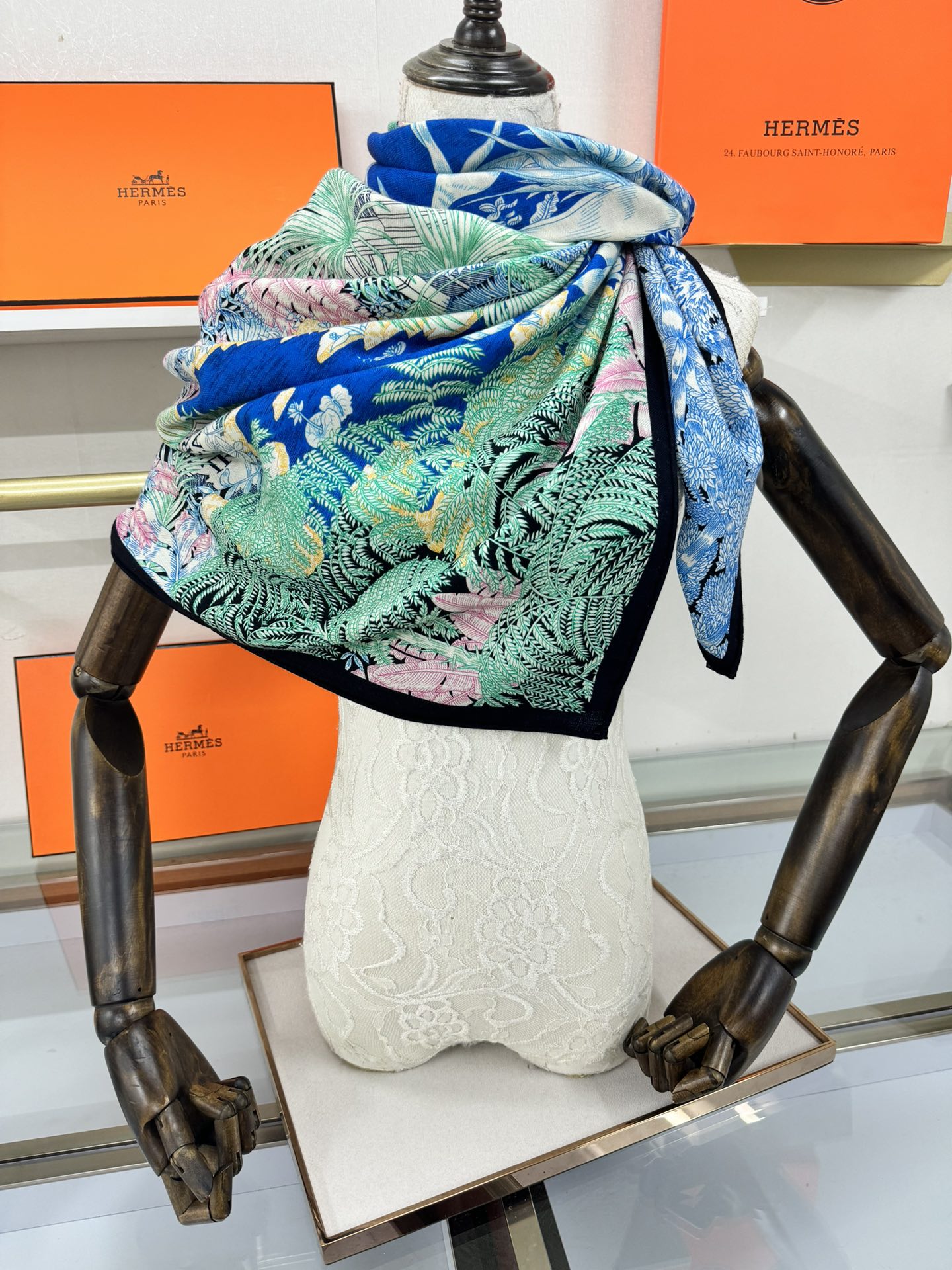 FAUBOURG TROPICAL SHAWL 140 CM IN COLORFUL CASHMERE AND SILK 379770