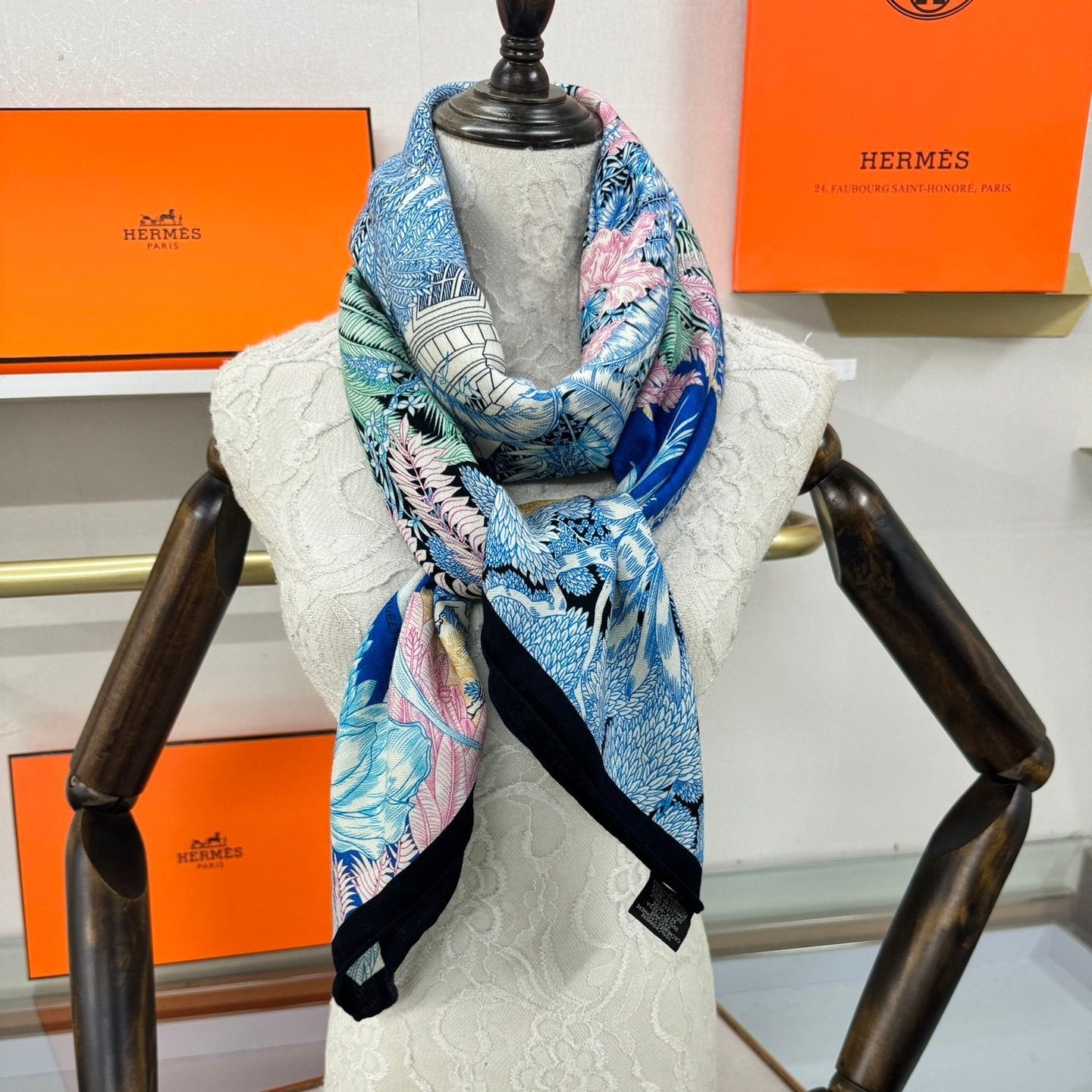 FAUBOURG TROPICAL SHAWL 140 CM IN COLORFUL CASHMERE AND SILK 379770