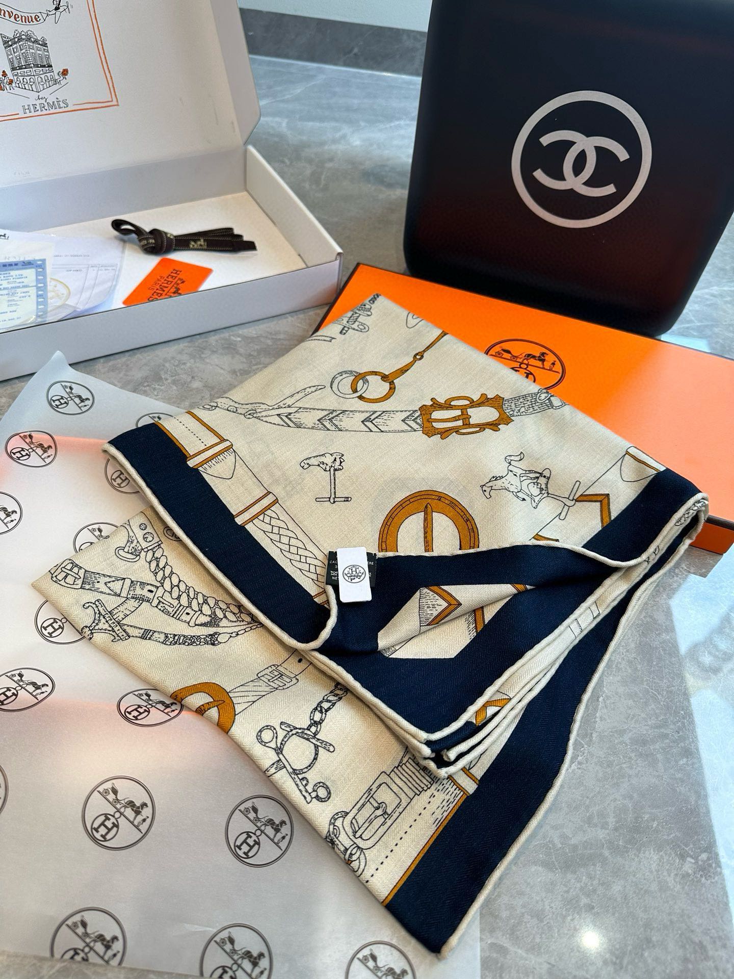 SCARF 140 CM COLORFUL 387903