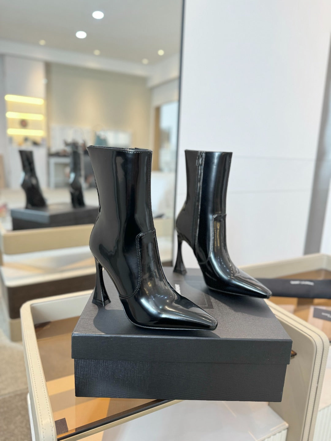 HIGH HEEL POINTED-TOE ANKLE BOOTS IN BLACK SHINY CALFSKIN