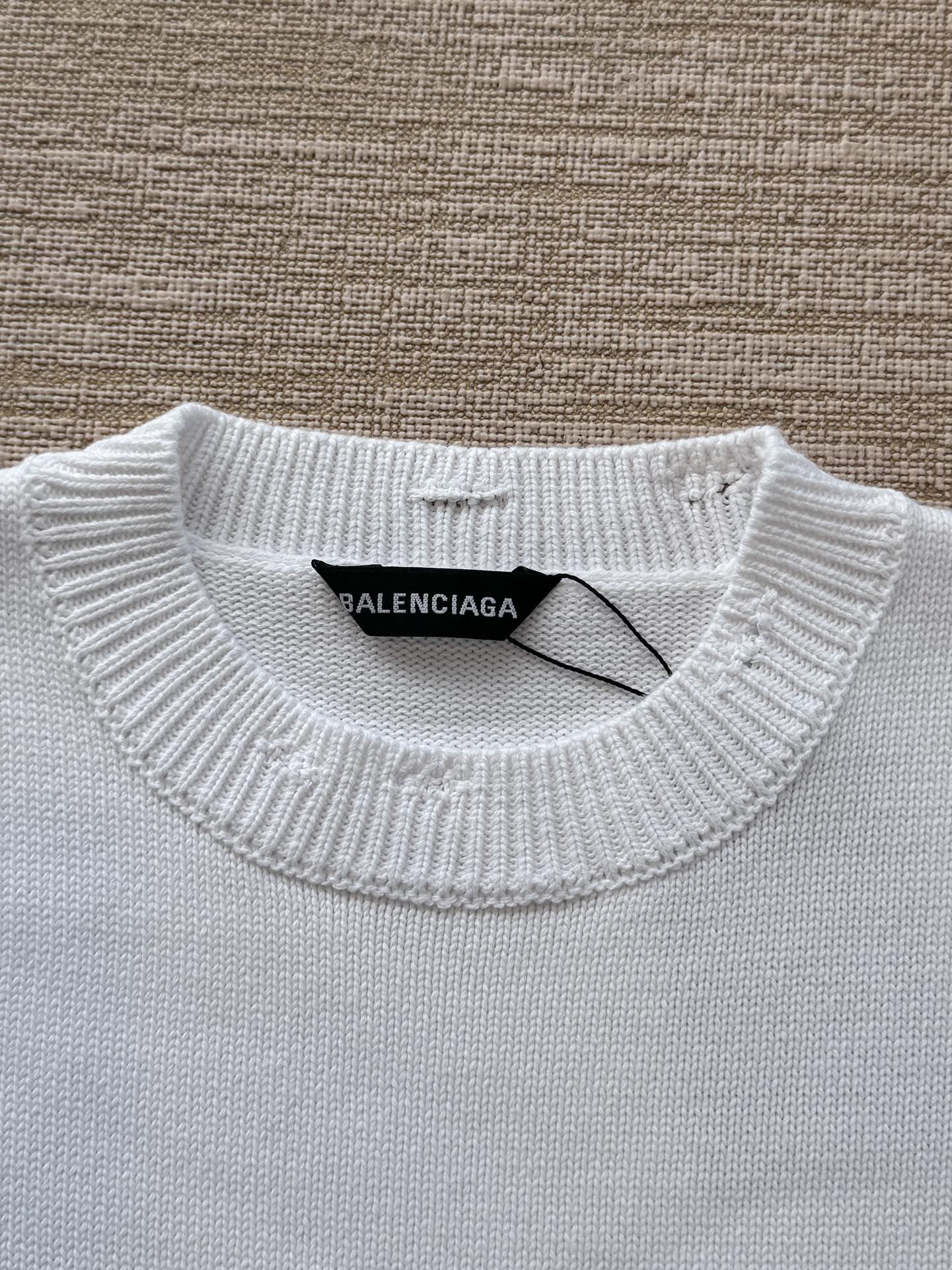 Balenciaga 25 Ripped knit sweater White Wool 0019