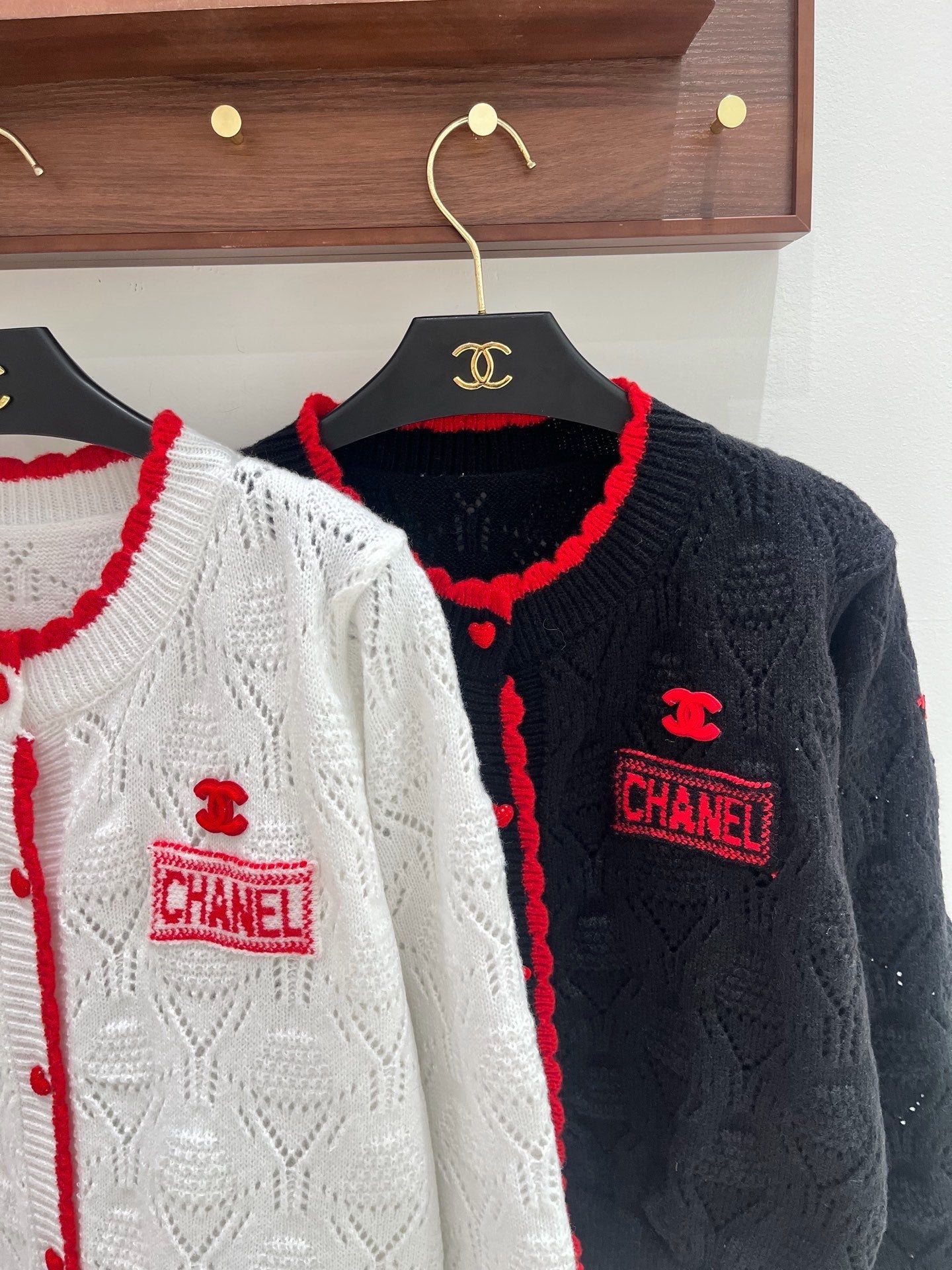 Chanel 2026 Cardigan Black And White Wool 244107