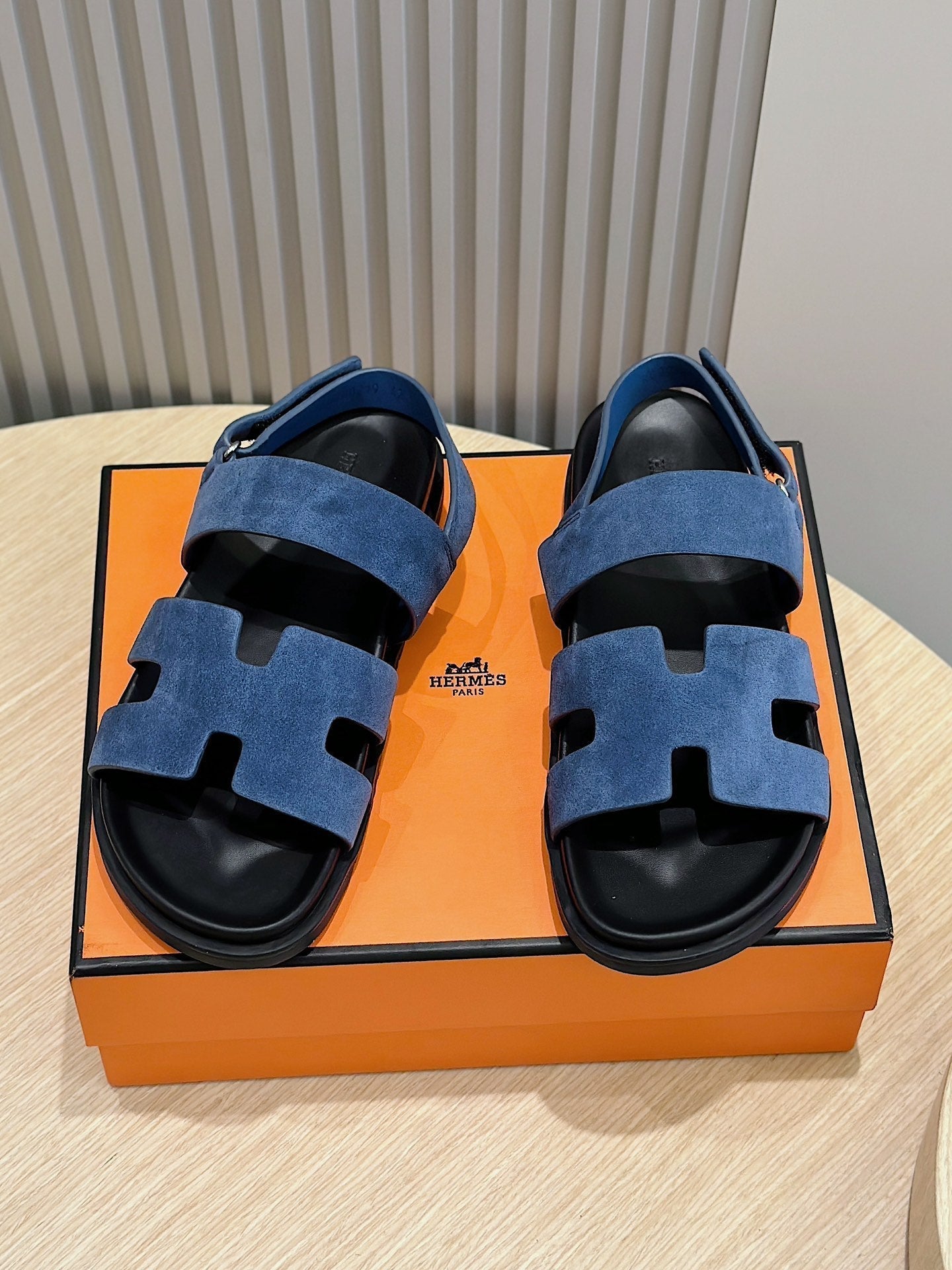 HM GENIUS SANDAL AEGEAN SUEDE