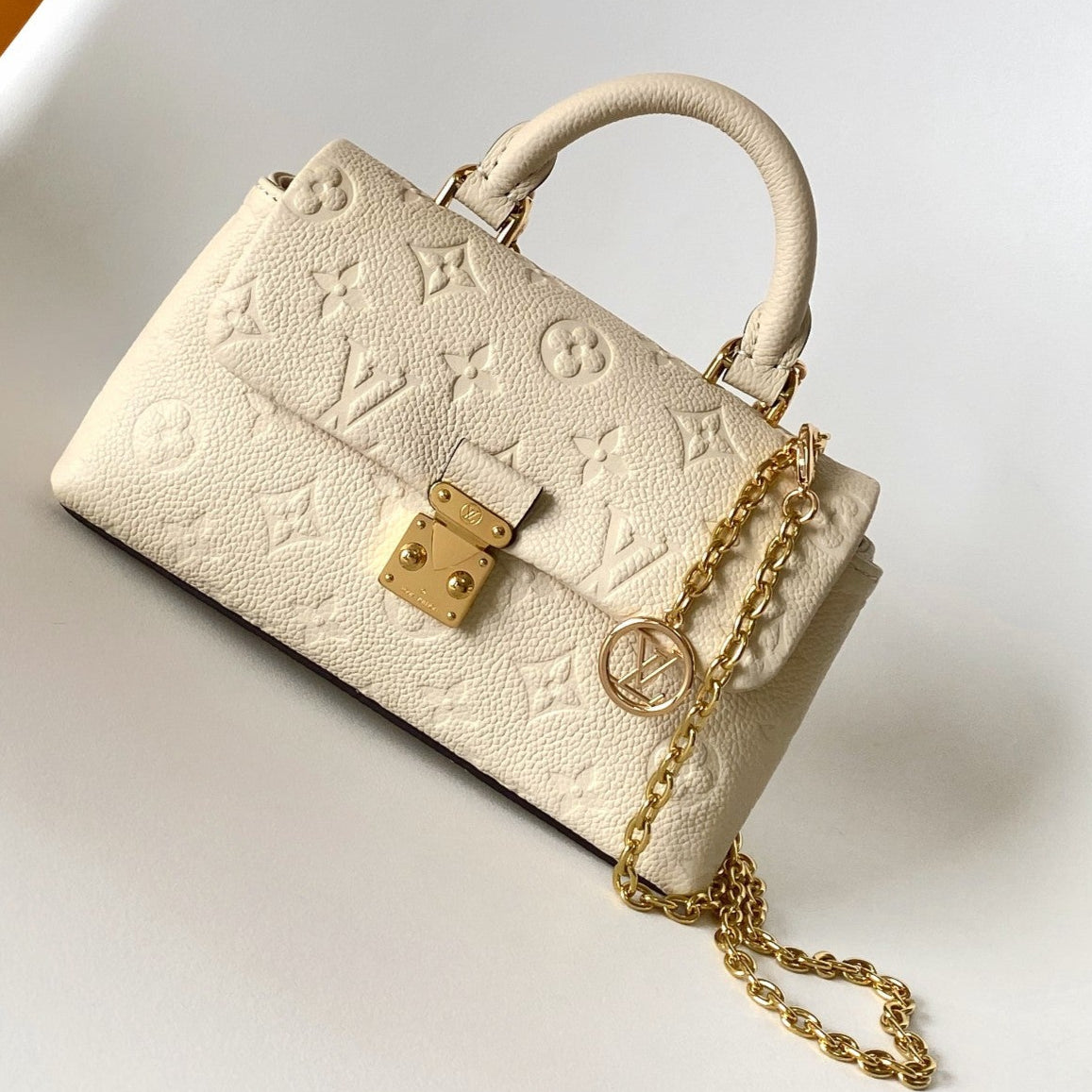 LV Nano Madeleine bag 21cm Beige Cowhide 252073