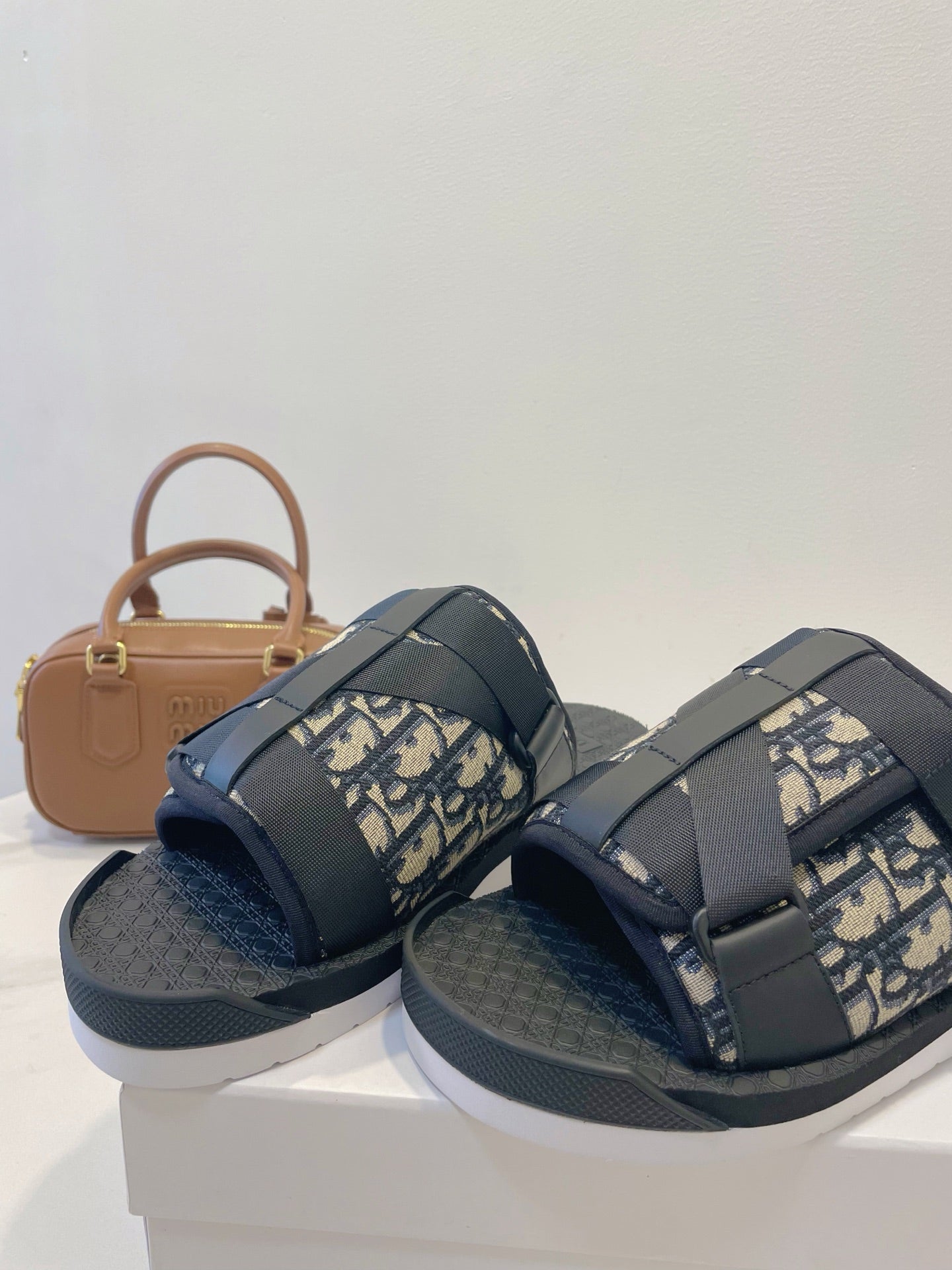 Dior 2026 Embroidered Sandals 30mm Fabric Rubber 890803