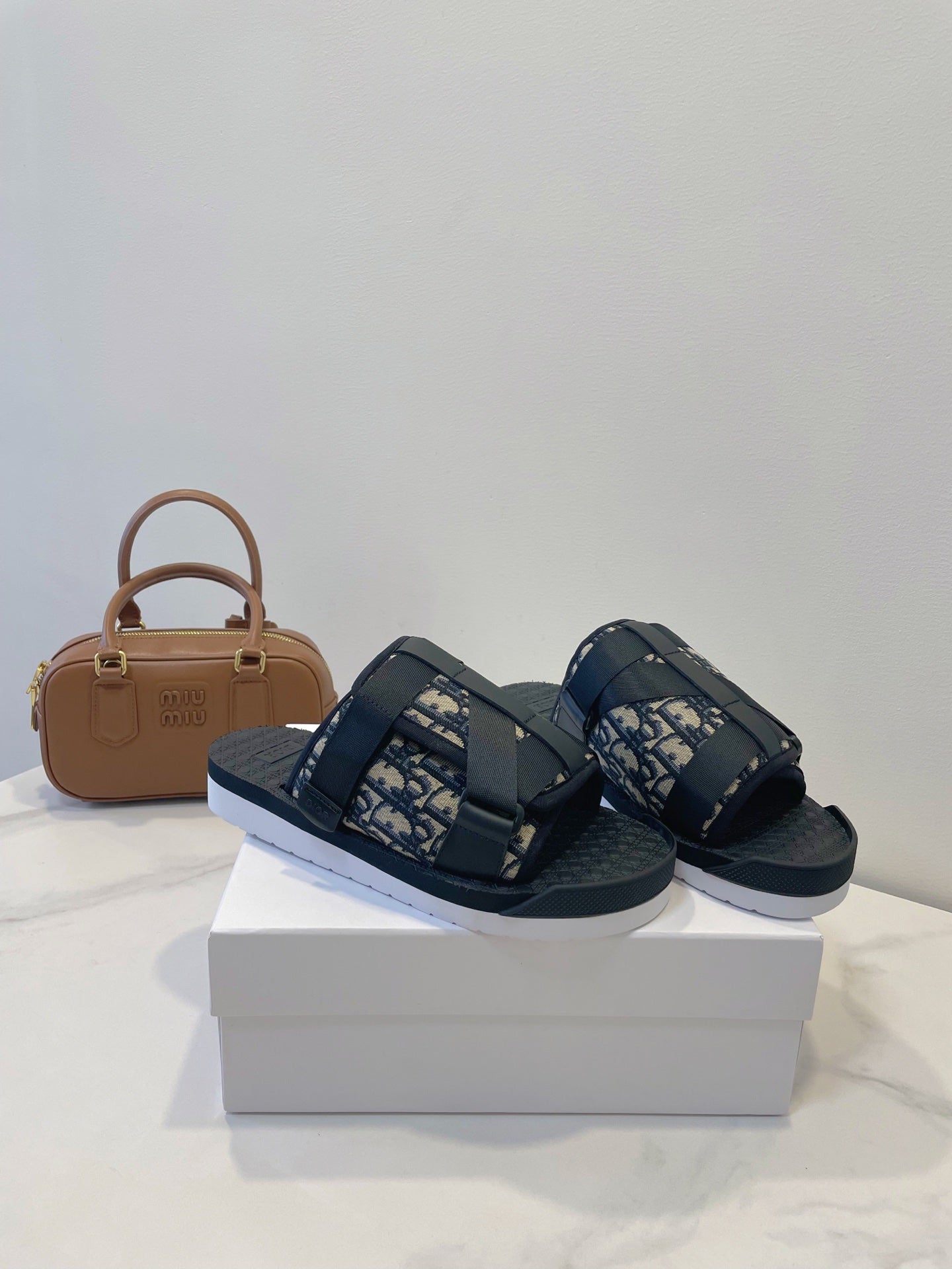 Dior 2026 Embroidered Sandals 30mm Fabric Rubber 890803