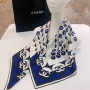 CC Square Scarf 90 CM In White Mix Blue Silk Twill 288718