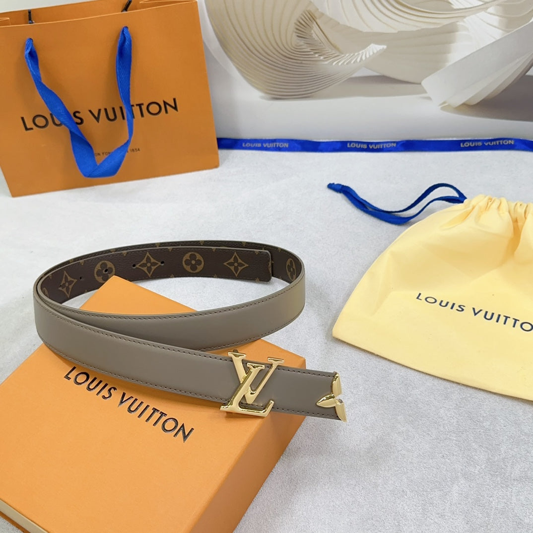 Pretty LV 30mm Reversible Belt Grey Calfskin