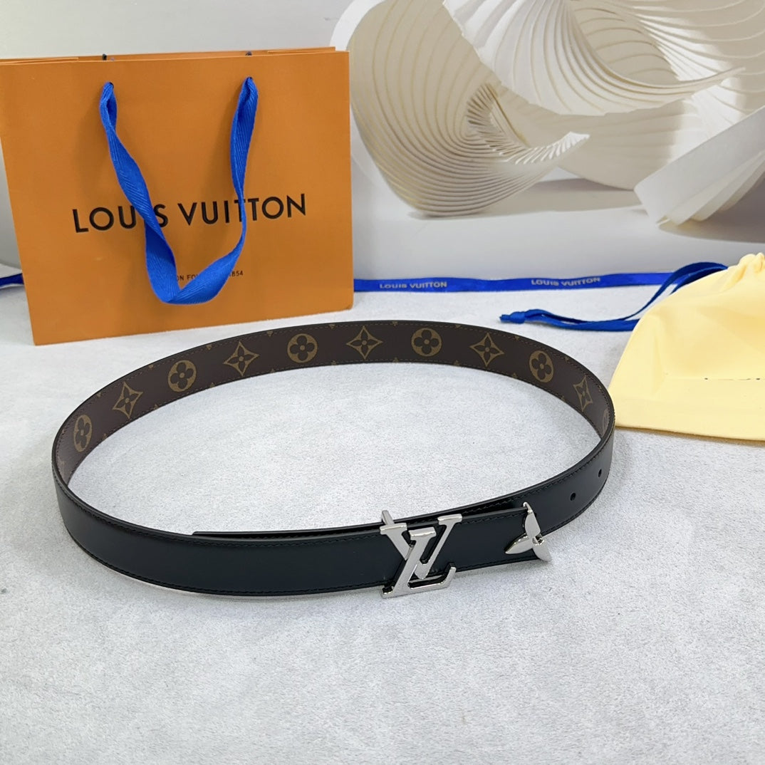 Pretty LV 30mm Reversible Belt Black Calfskin Silver Buckle