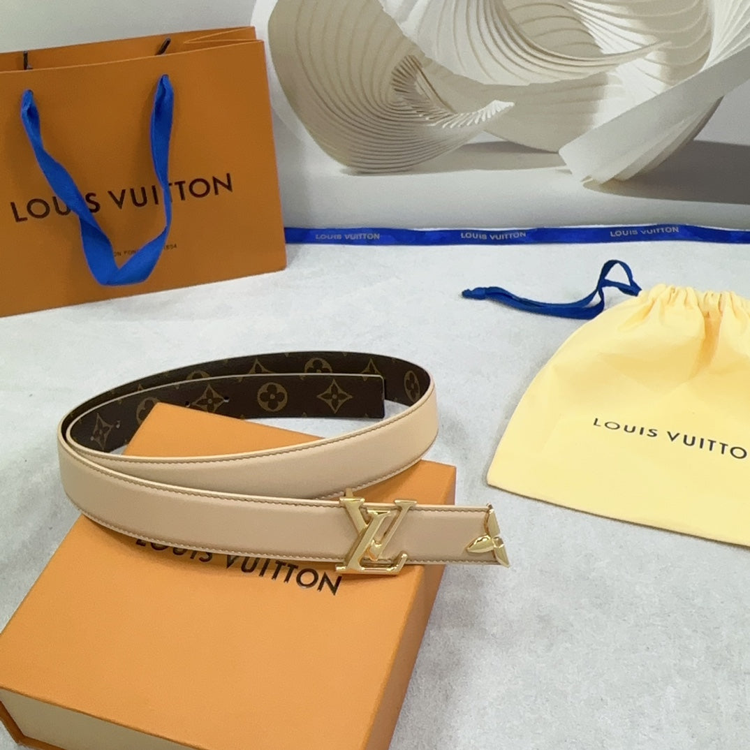 Pretty LV 30mm Reversible Belt Beige Calfskin