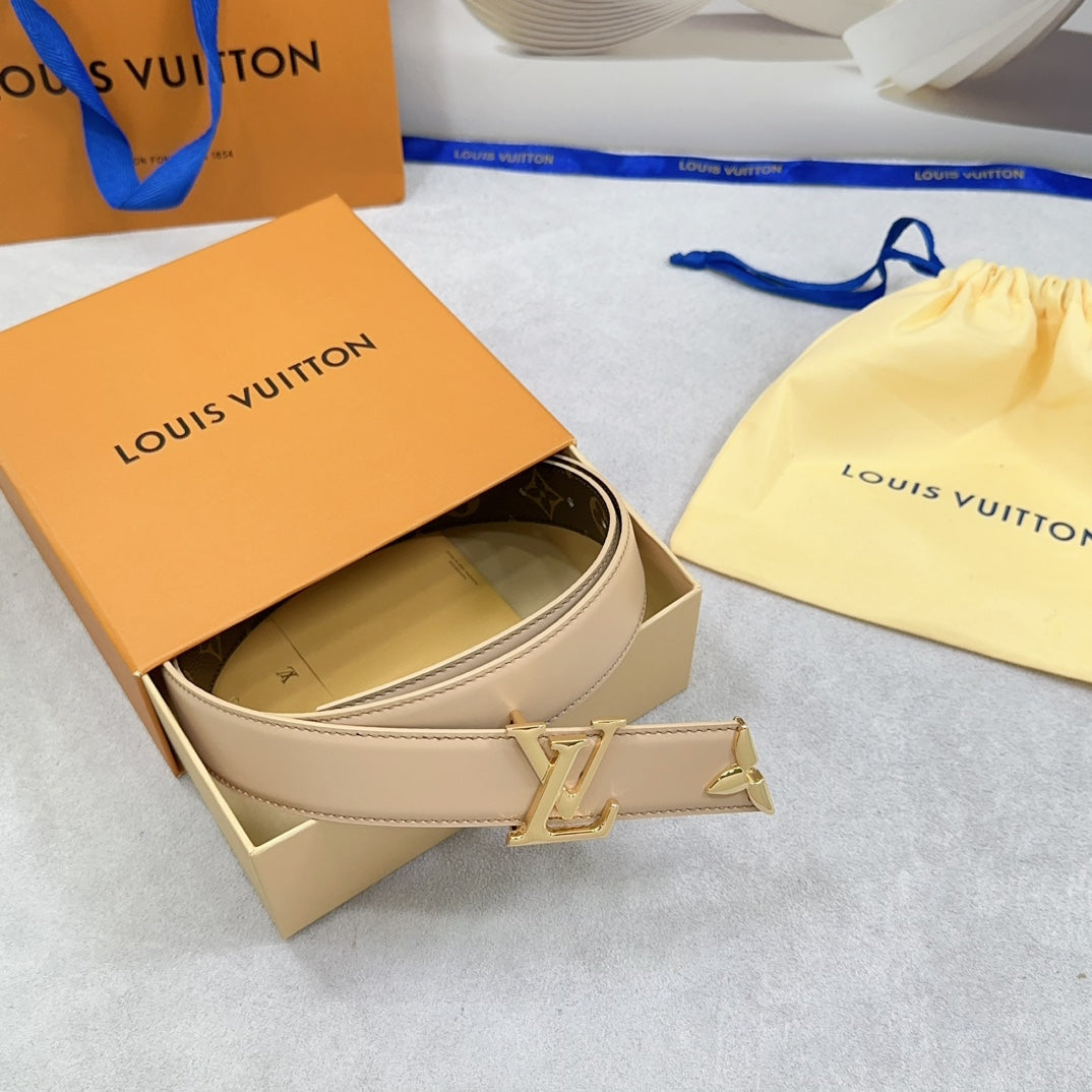 Pretty LV 30mm Reversible Belt Beige Calfskin