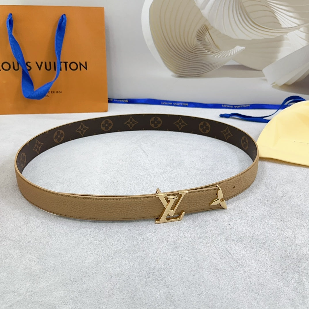 Pretty LV 30mm Reversible Belt Beige Grained Calfskin