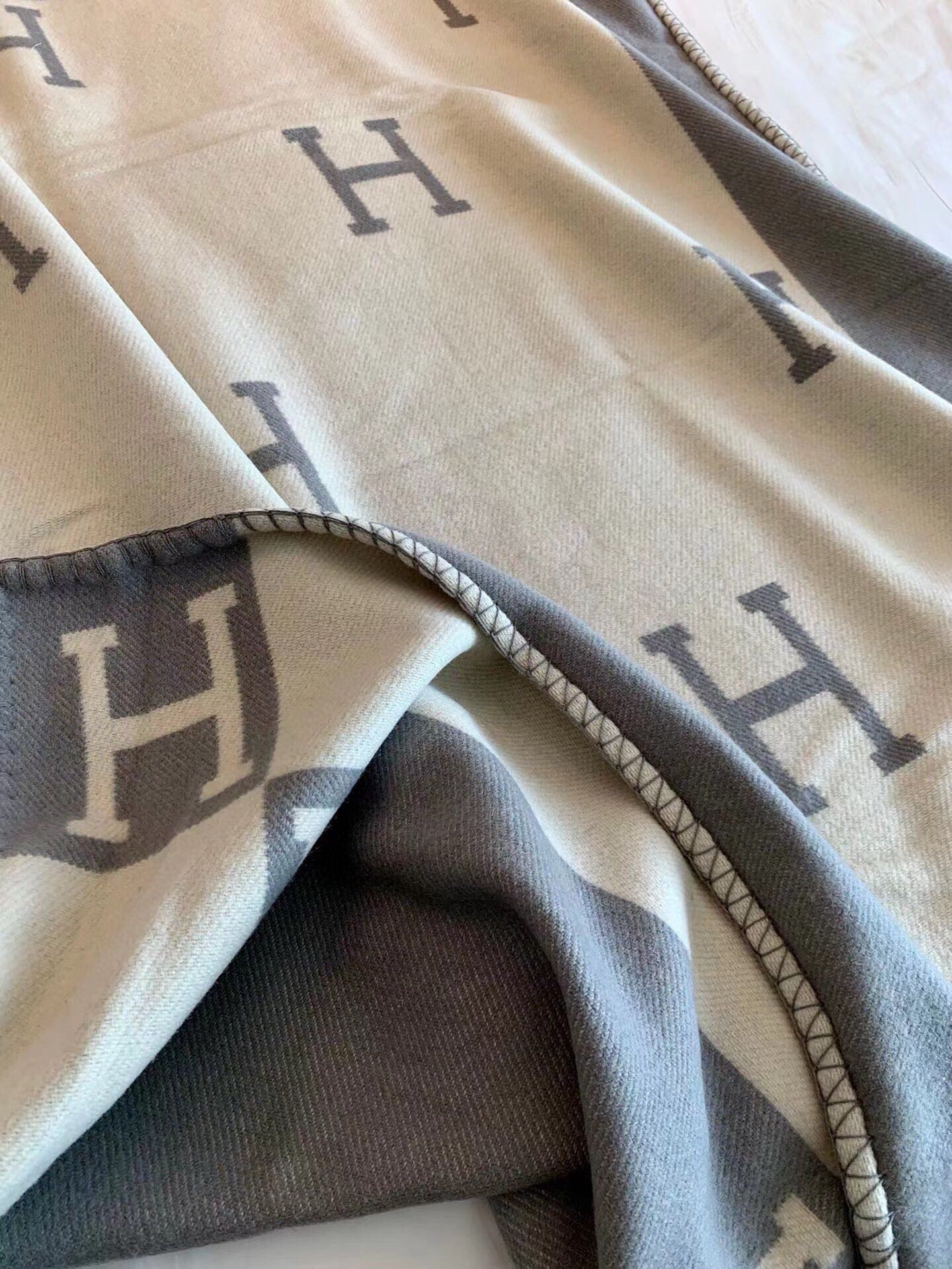 HM Blanket Grey Wool Cashmere