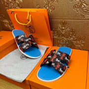 HM IZMIR SANDAL LAPIS AND BLACK CALFSKIN WITH HORSE MOTIF