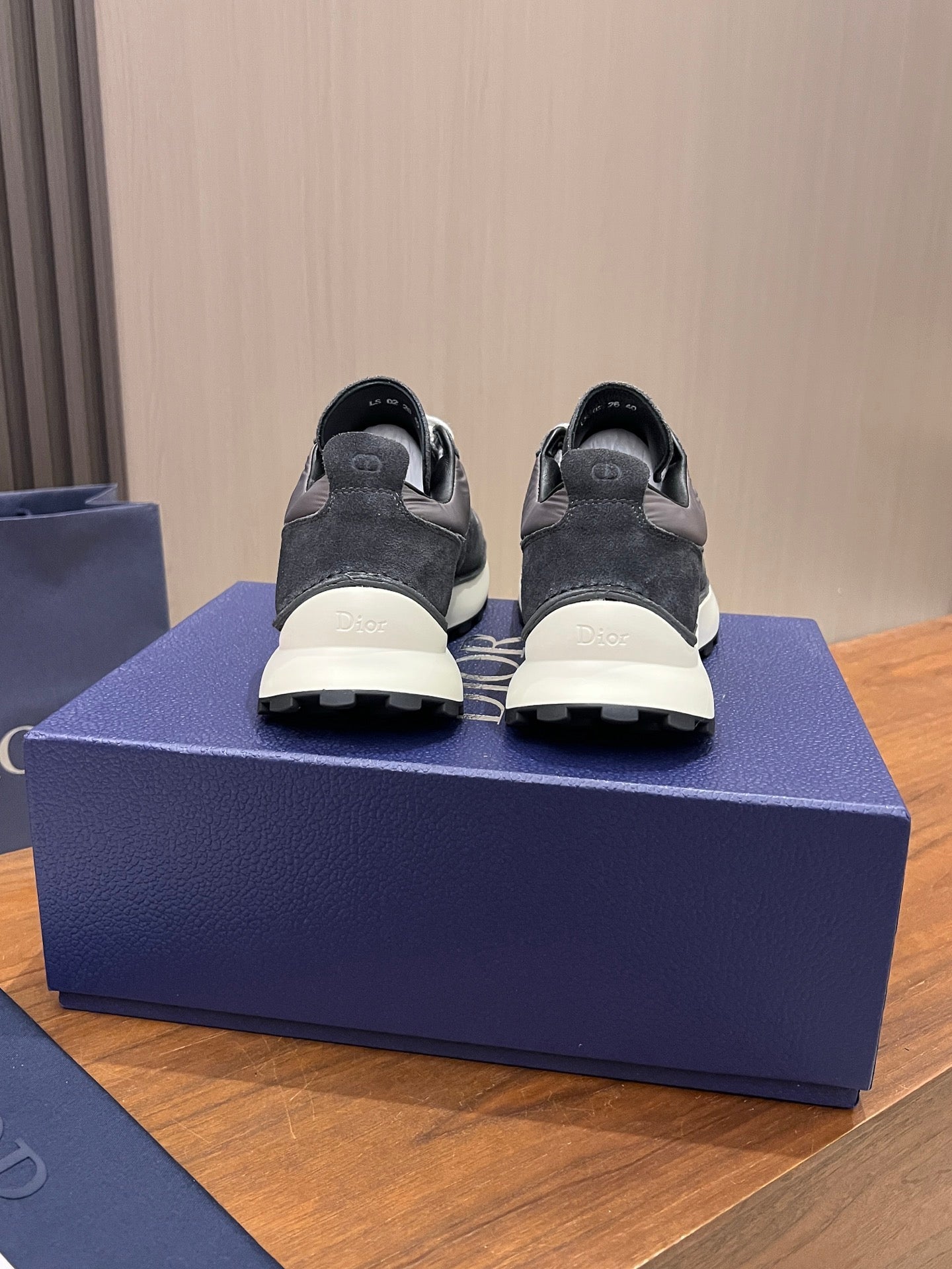 Dior 2026 Sneaker Suede 904794