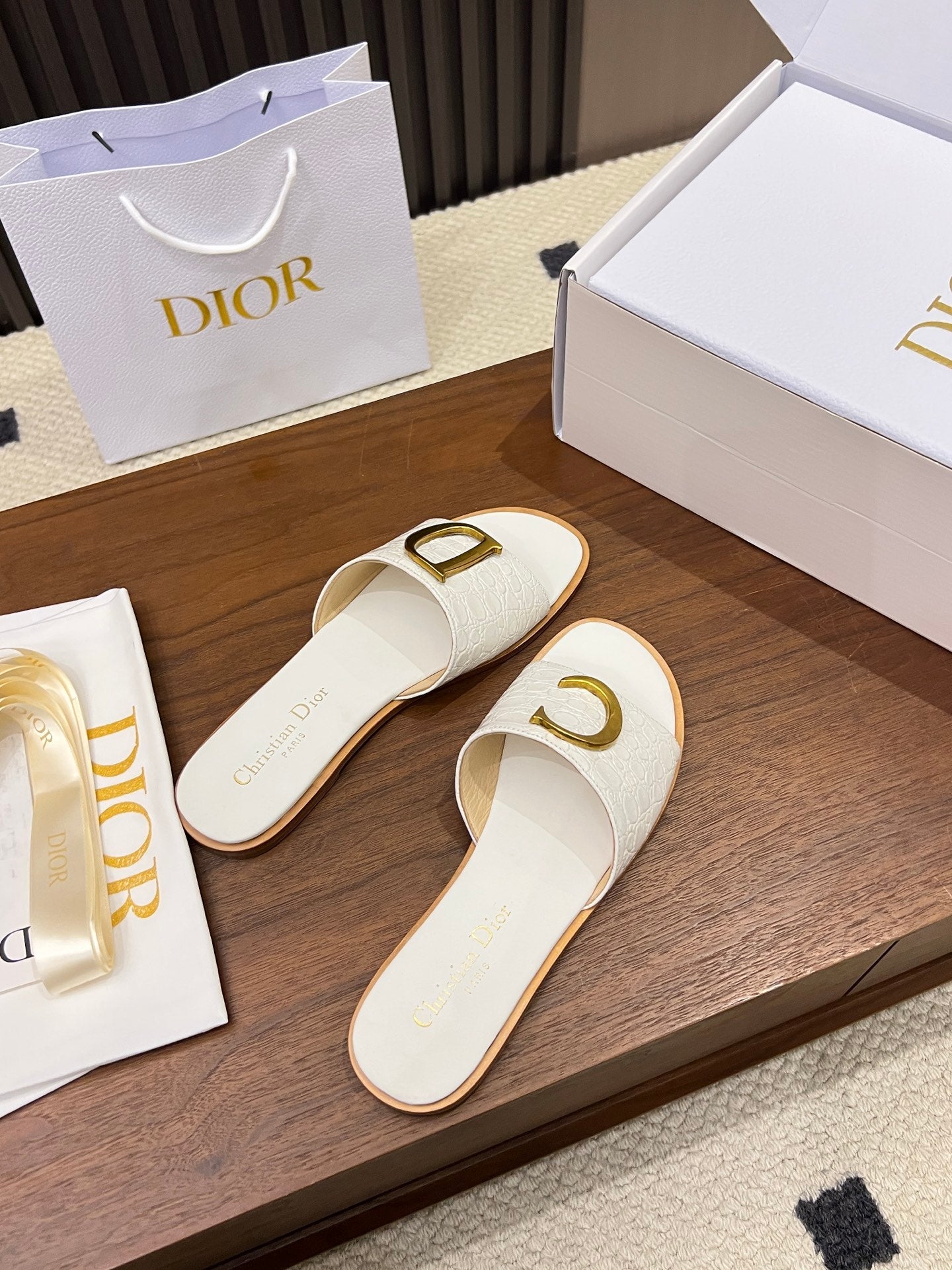 Dior 2026 Slipper Leather 904812