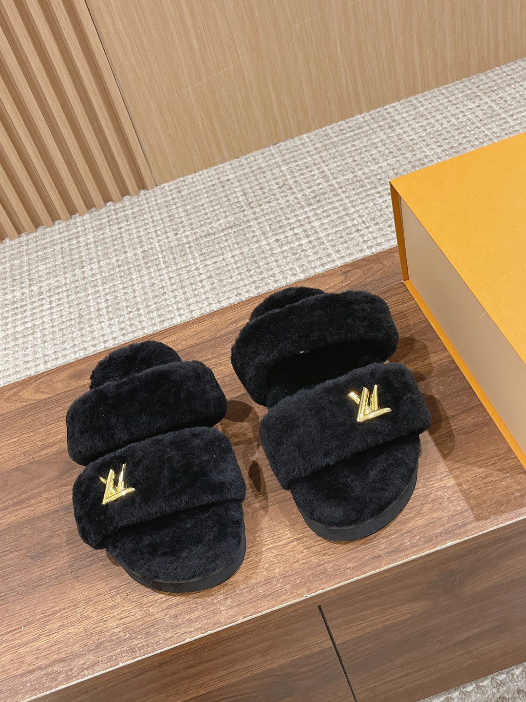 LV Sunset Flat Comfort Mule Black Wool