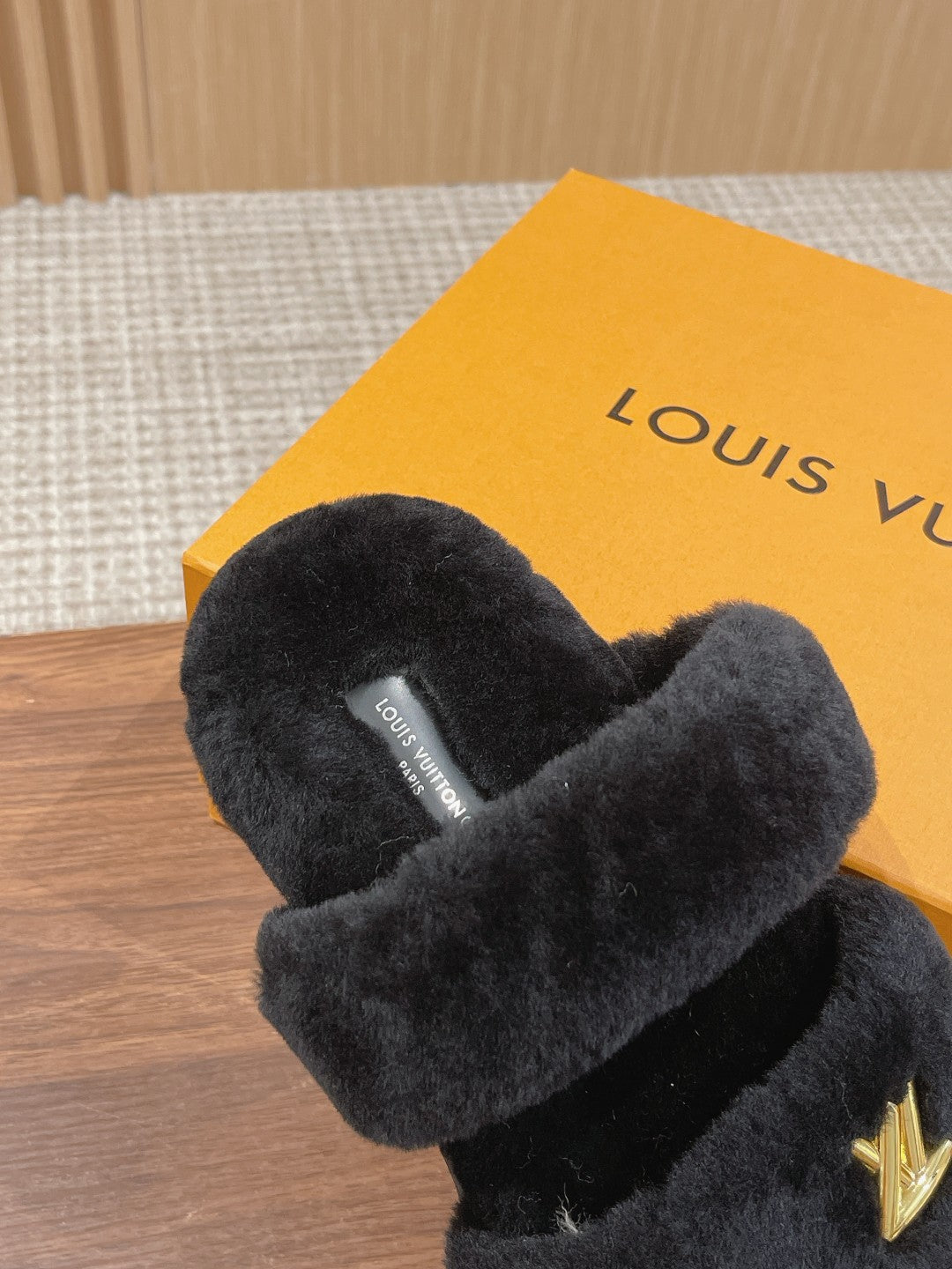 LV Sunset Flat Comfort Mule Black Wool