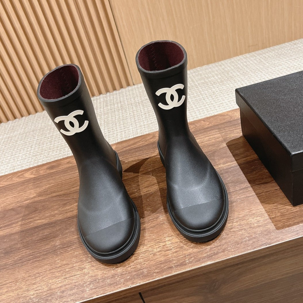 chanel boot
