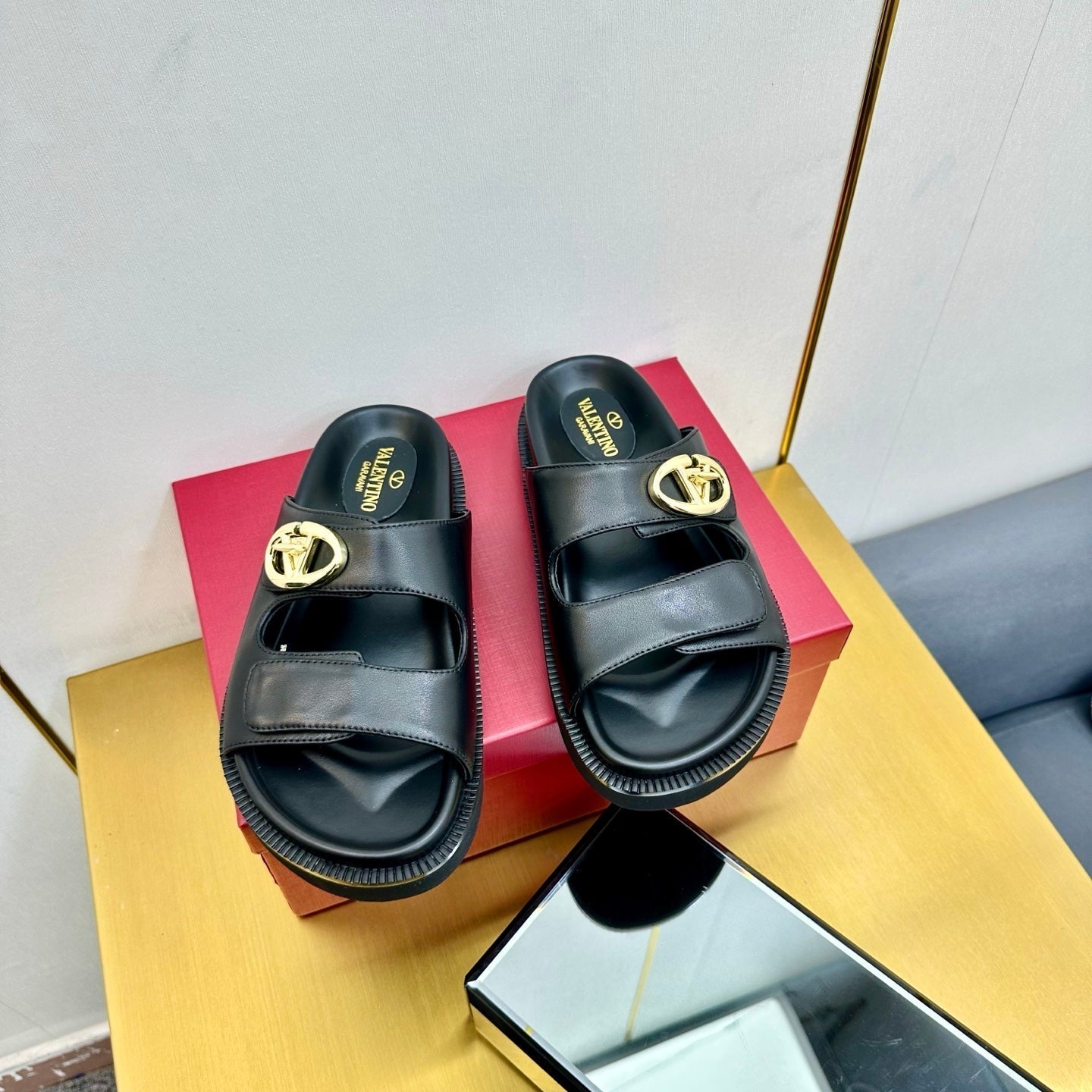 VT 25 Platform Sandals Black Slippers Cowhide 332069