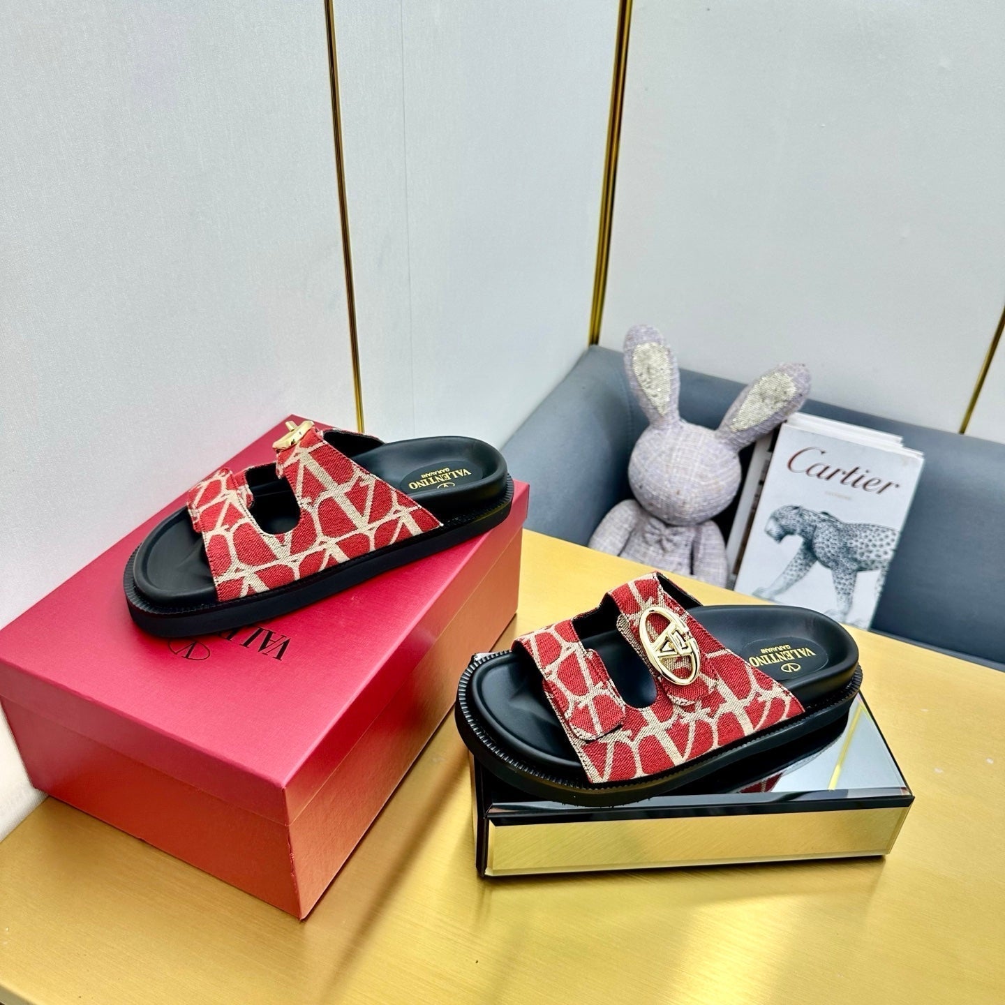 VT 25 Platform Sandals Black Red Slippers Cowhide