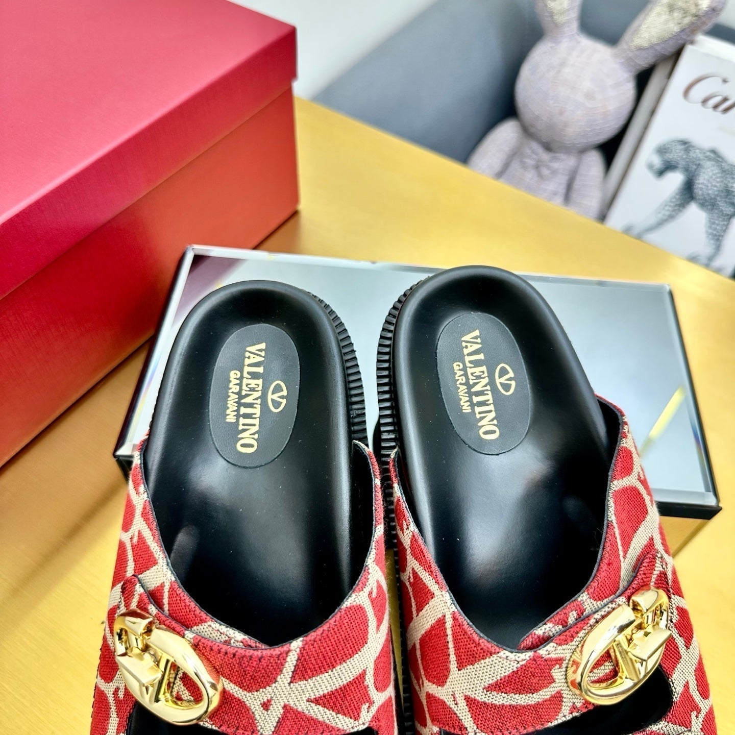 VT 25 Platform Sandals Black Red Slippers Cowhide