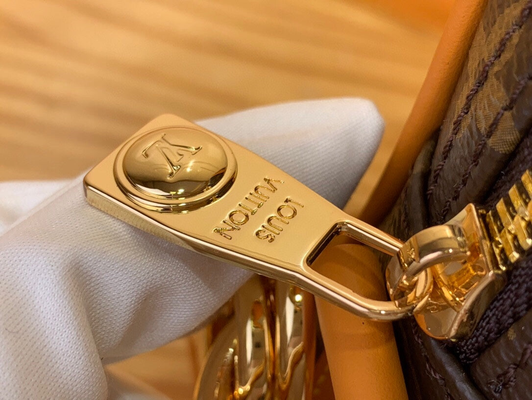 LV Danube Bd Brown Monogram Canvas 205330