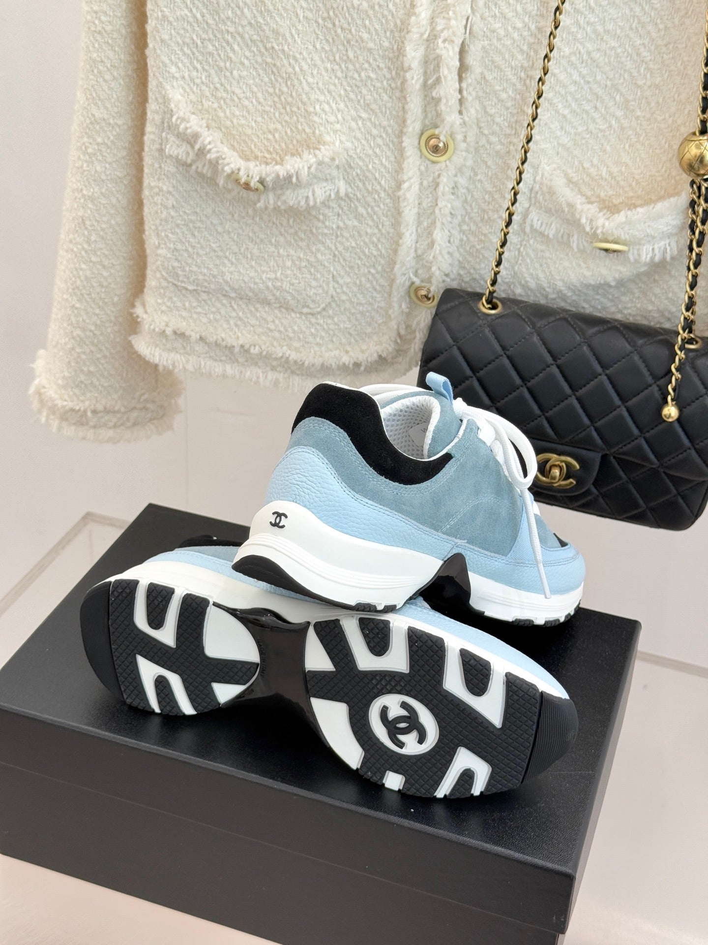 CC 26 Sneaker Blue mix Black White Suede Calfskin 610011