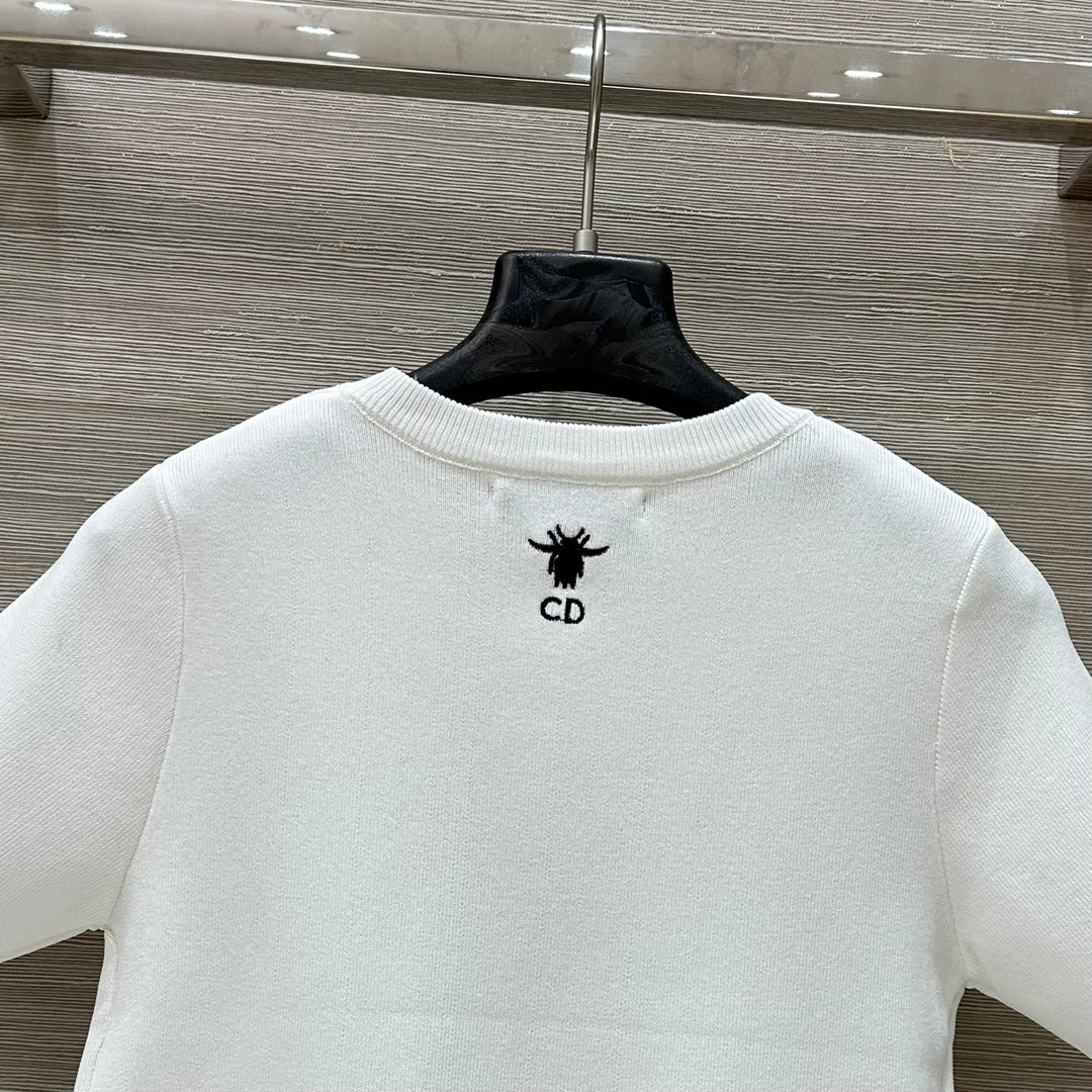 CD 25 Star Embroidery Knitted Short-sleeved Top White Tencel Wool