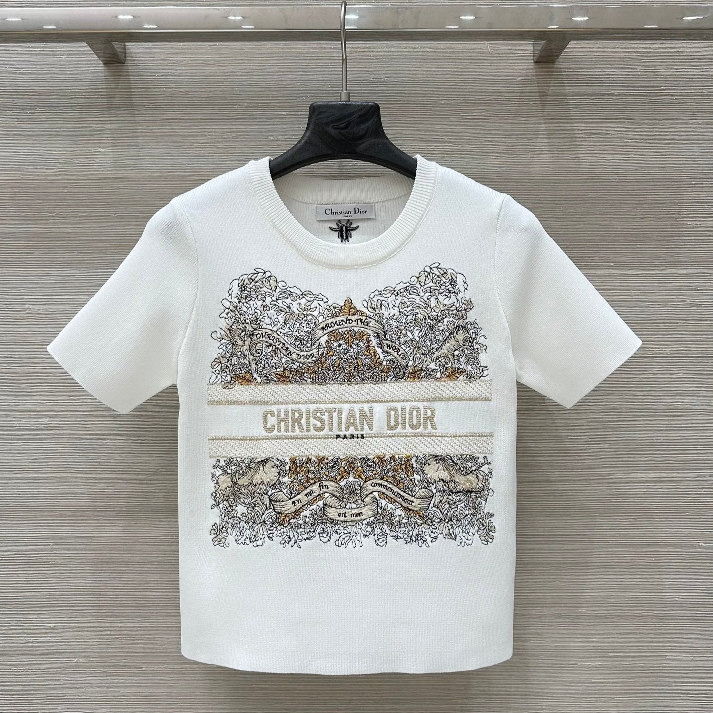 CD 25 Star Embroidery Knitted Short-sleeved Top White Tencel Wool