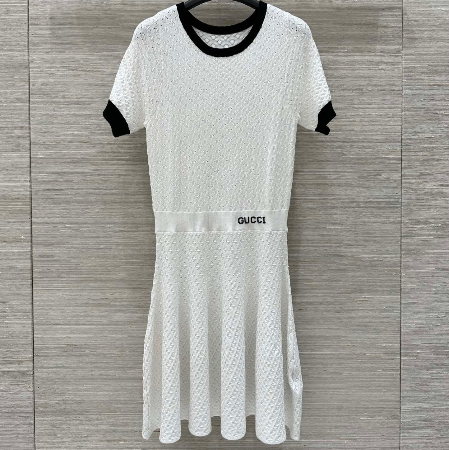 Gucci 25 Knitted Round Neck Short-sleeved Dress White Viscose
