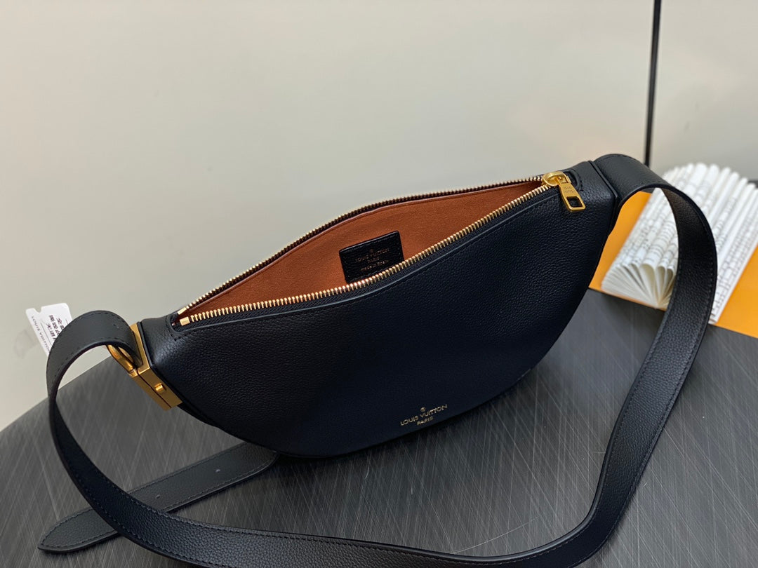 low key bumbag 28cm black calfskin