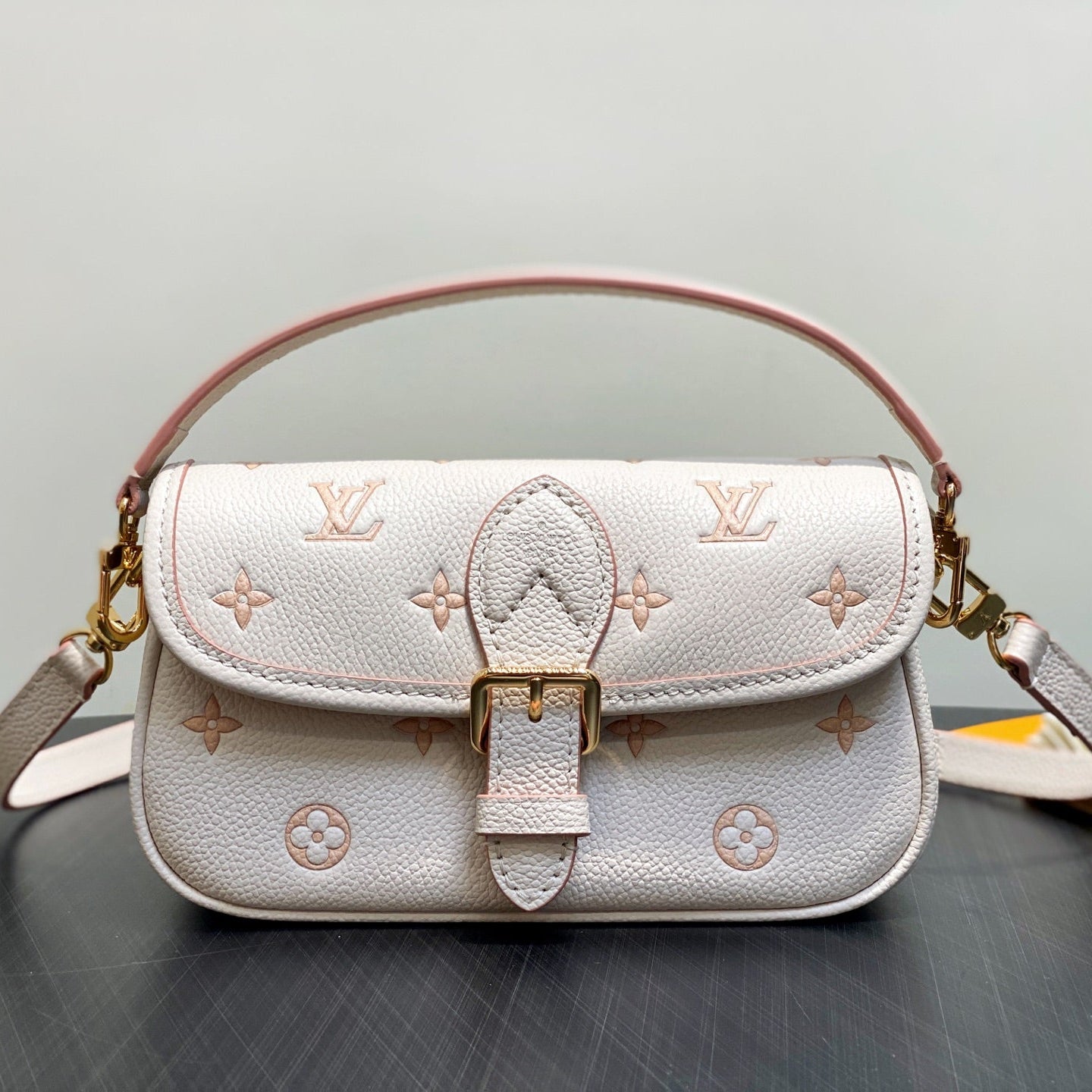 LV Nano Diane 19cm Cream Grained Calfskin