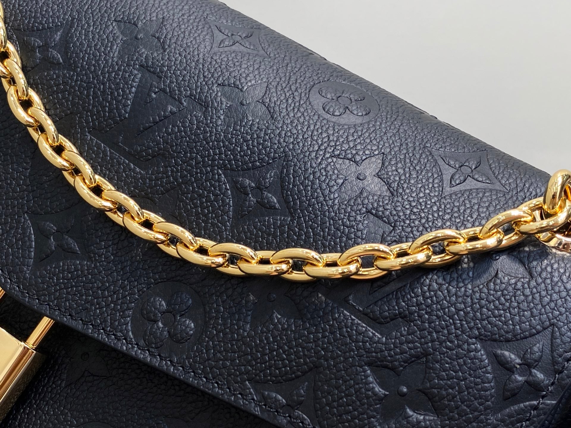 LV Anytime Flap Bag 29.5cm Black Calfskin