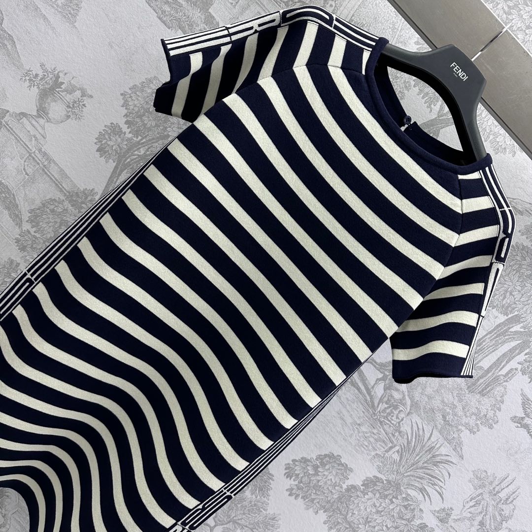 Dior 25 T-Shirt Dress Linen Silk 232019