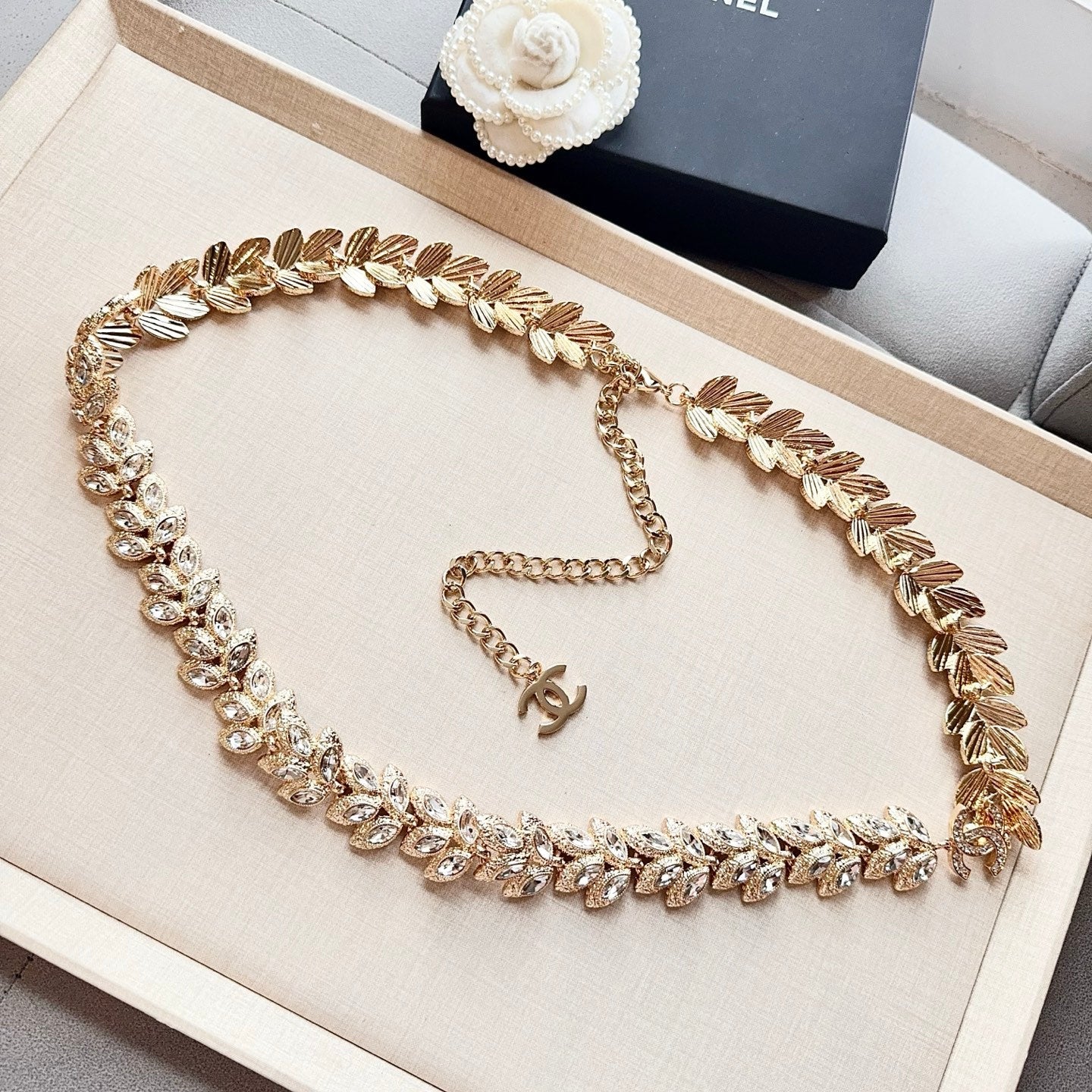 Chanel 2026 Crystal Leaf Chain Belt 209919