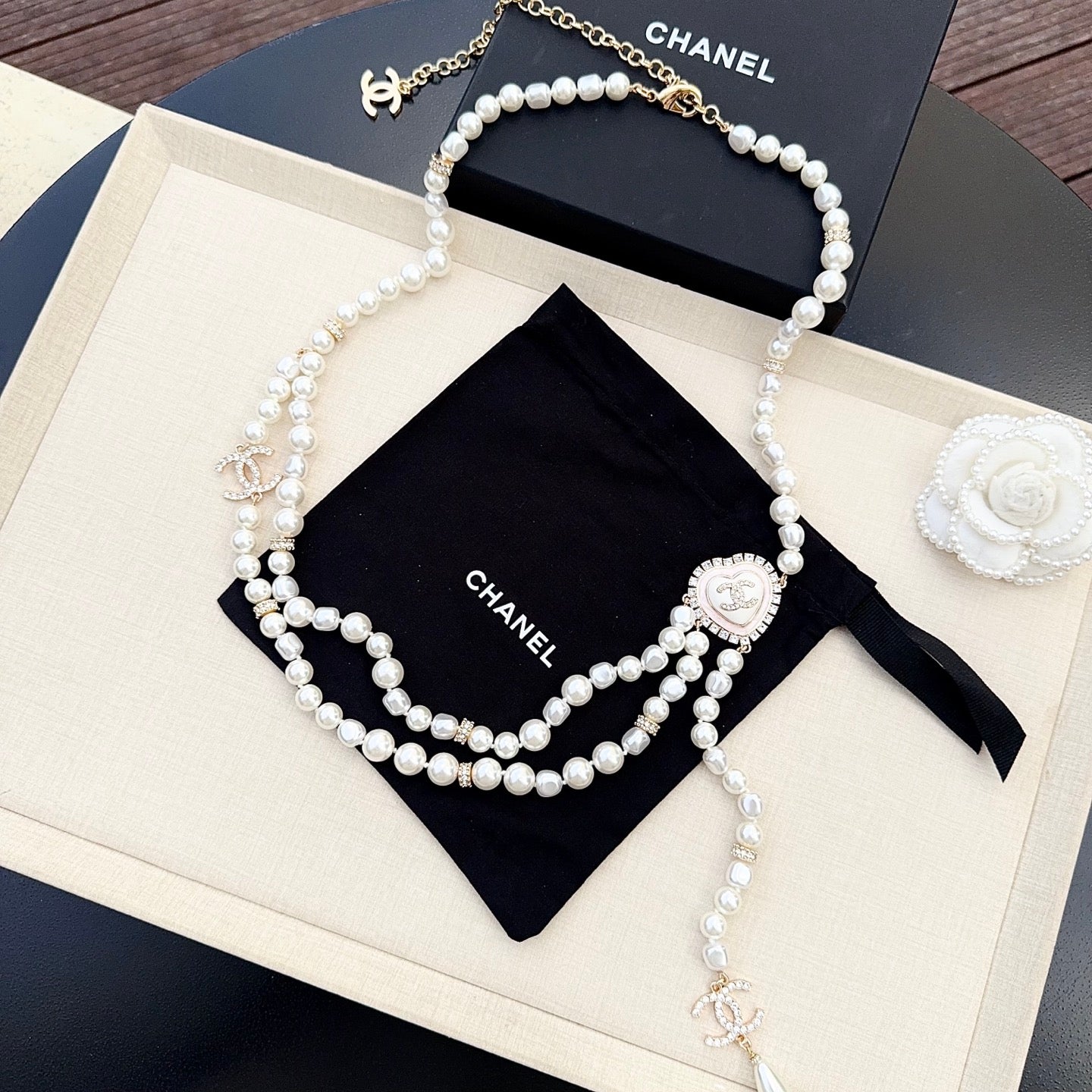 Chanel 2026 Pearl Crystal Resin CC Heart Belt