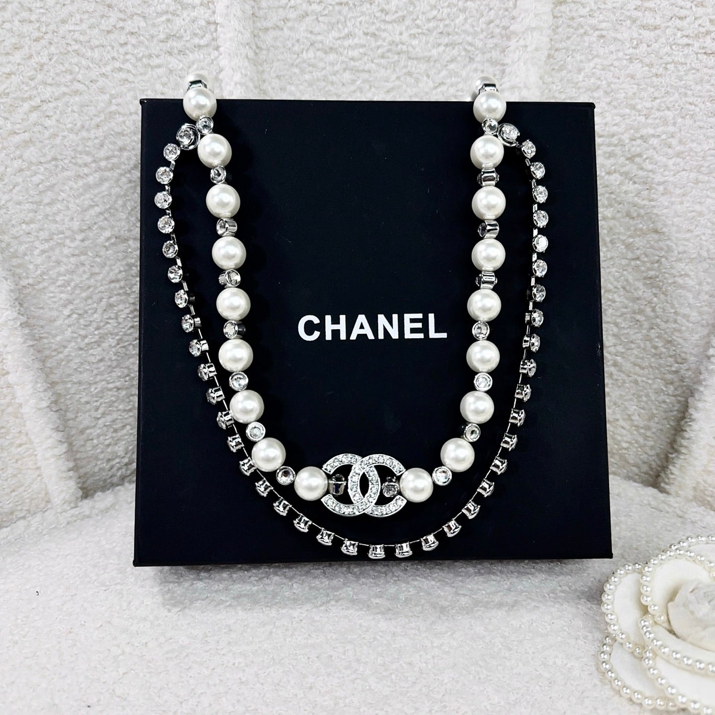 Chanel 2026 Pearl Rhinestone Chain Belt