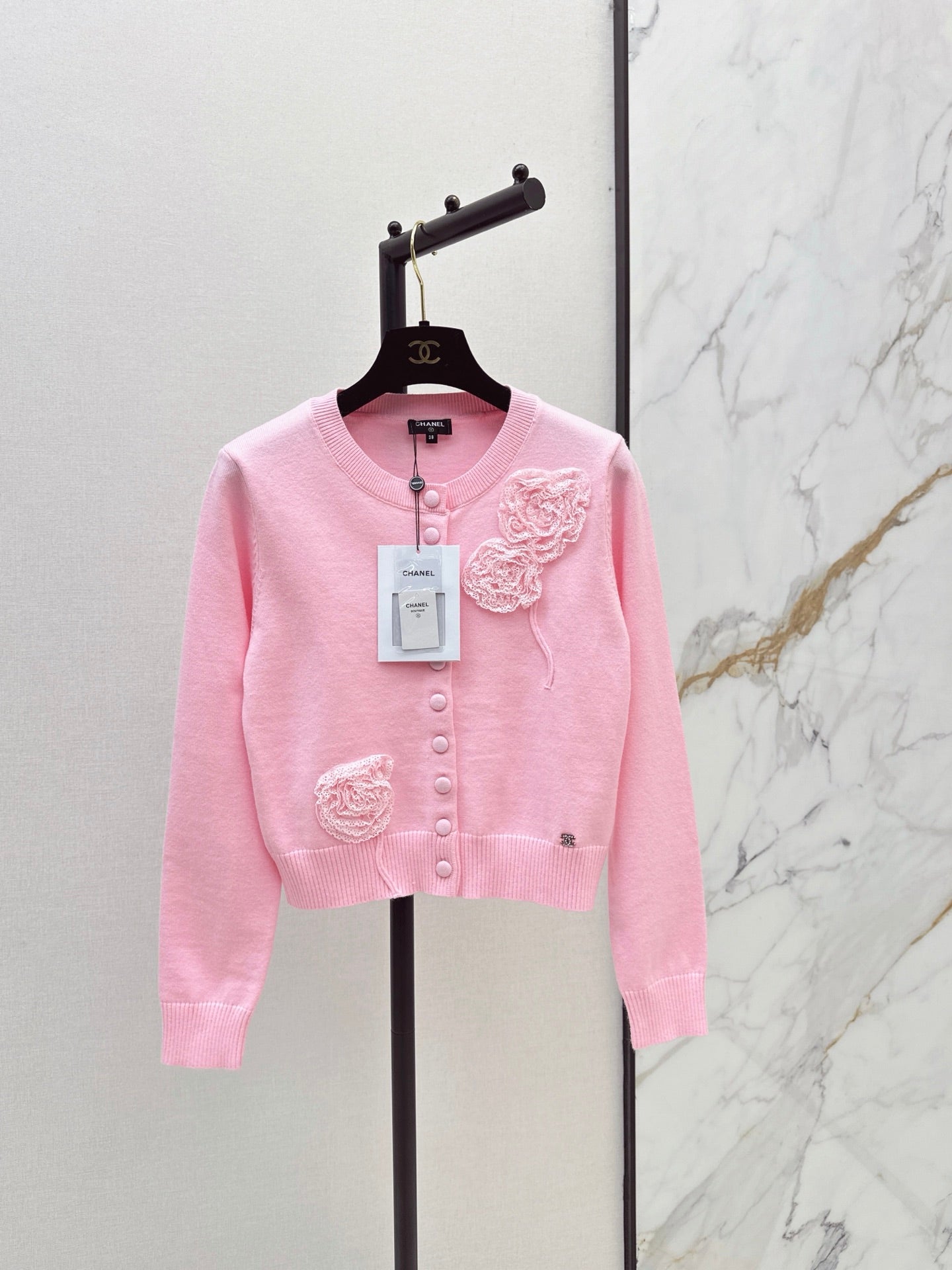 Chanel 2026 3D Floral Decorated Long-Sleeve Knit Cardigan Wool 782200