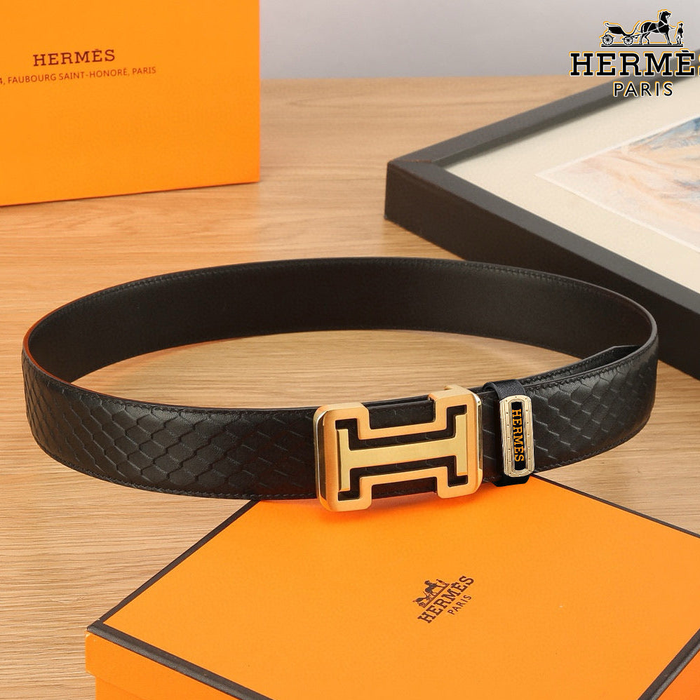 HM Constance Belt 38mm Black Togo Leather 619662