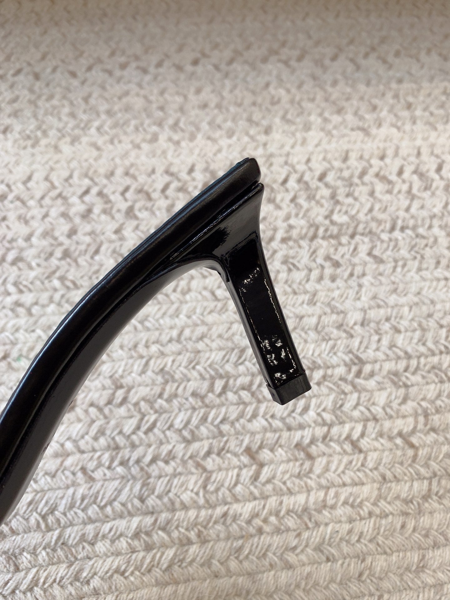 HIGH MULES WITH SQUARE TOE IN BLACK SMOOTH CALFSKIN