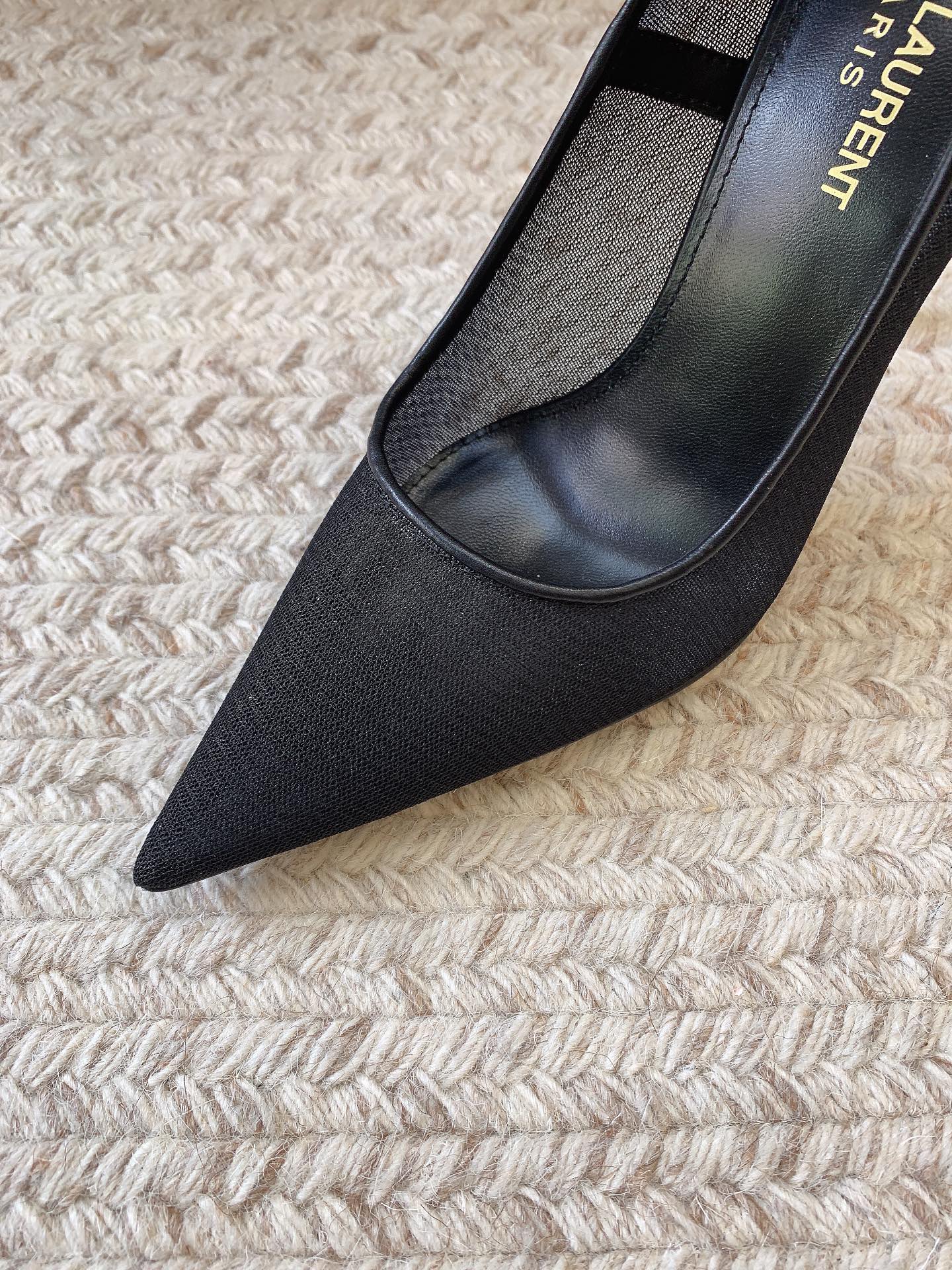 NORMA PUMPS IN BLACK MESH