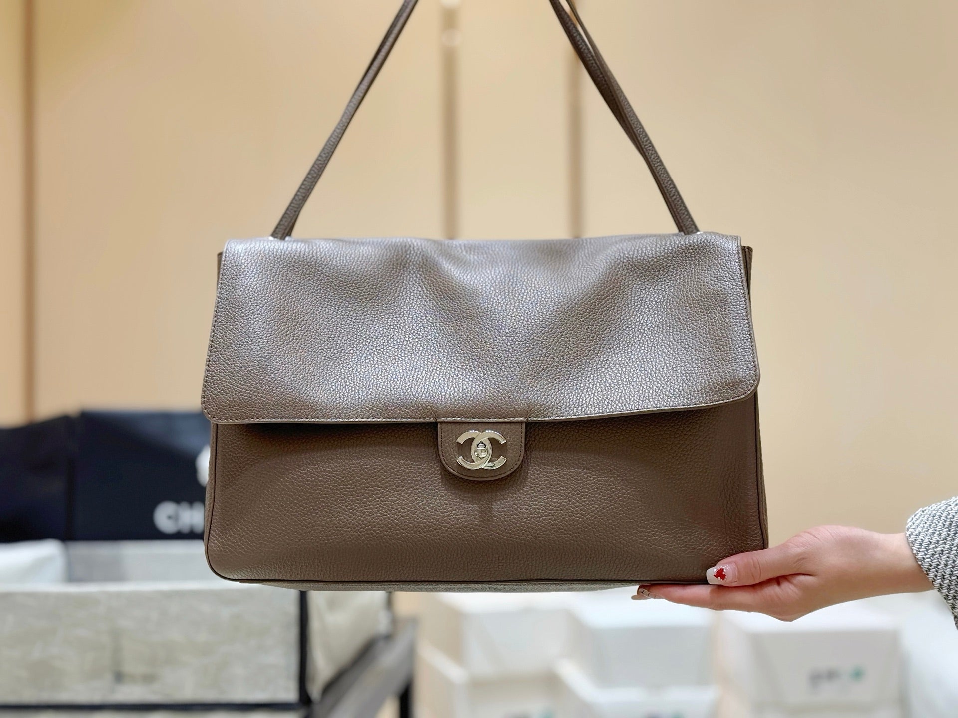 Chanel 2026 Maxi Flap Bag 29cm Light Brown Grained Calfskin