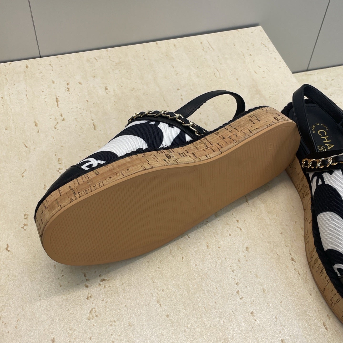 CC 26 Slingback Espadrilles Black Sheepskin Canvas 607462