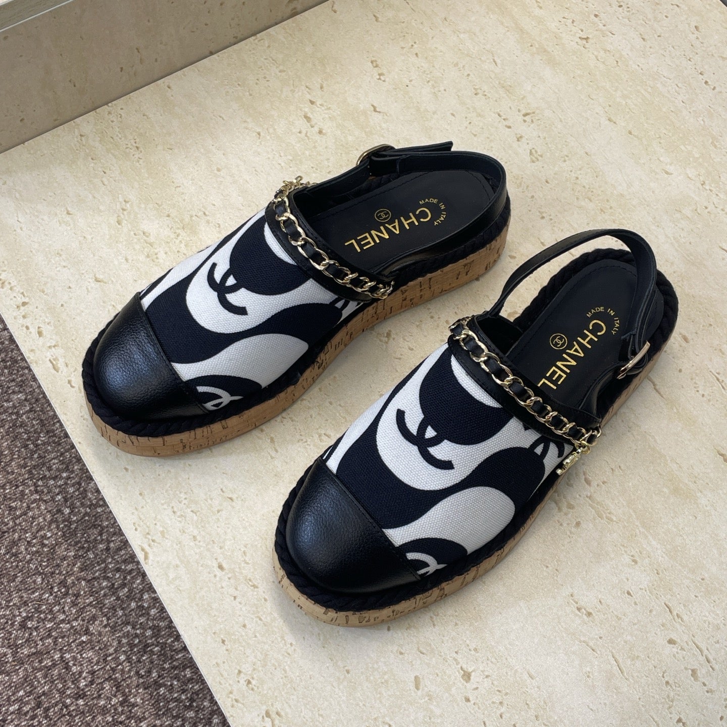 CC 26 Slingback Espadrilles Black Sheepskin Canvas 607462