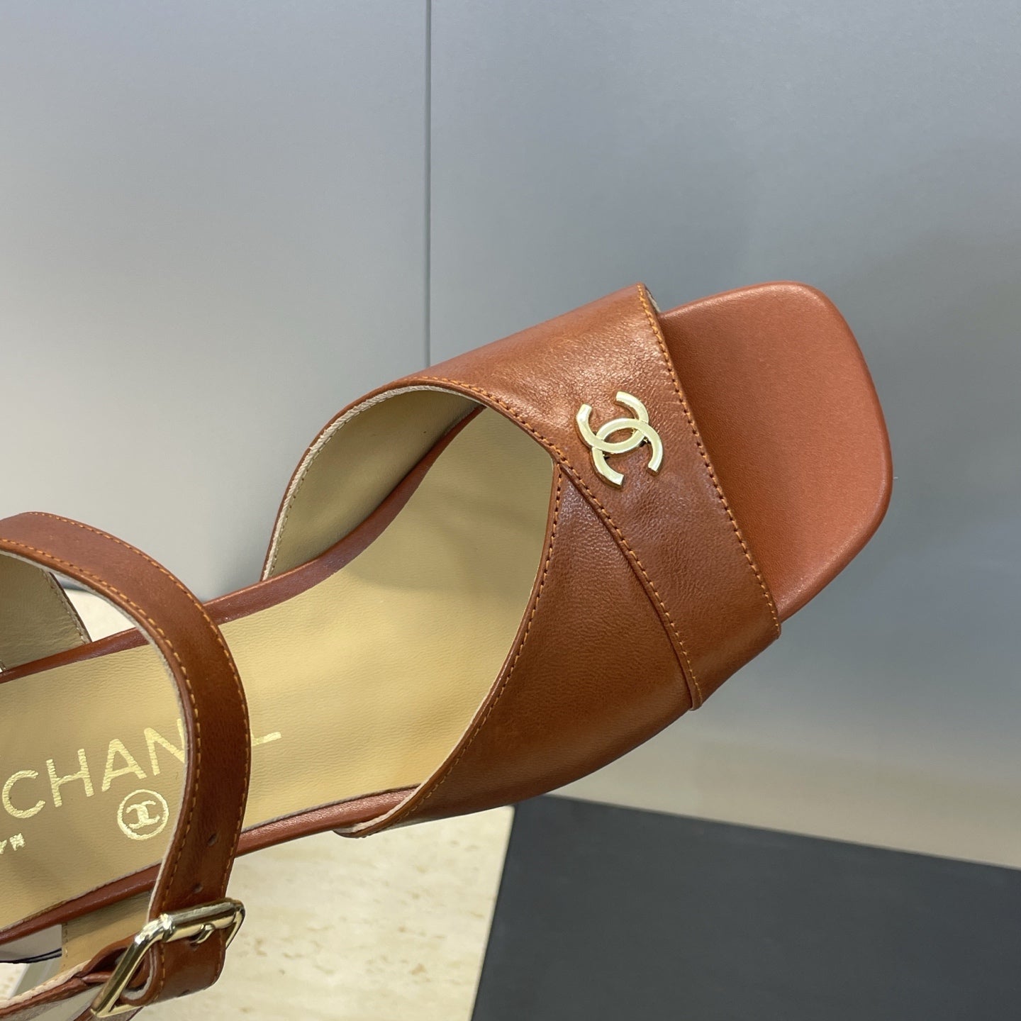 CC 26 Heeled Sandal 45mm Brown  Beige Sheepskin 607474