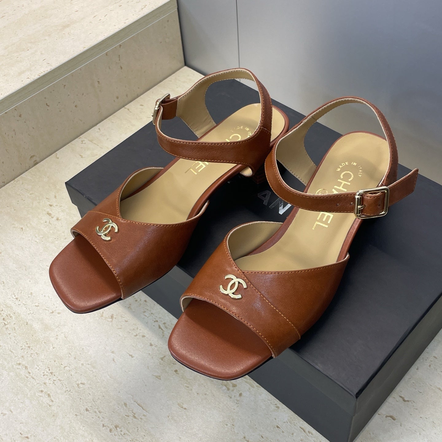 CC 26 Heeled Sandal 45mm Brown  Beige Sheepskin 607474