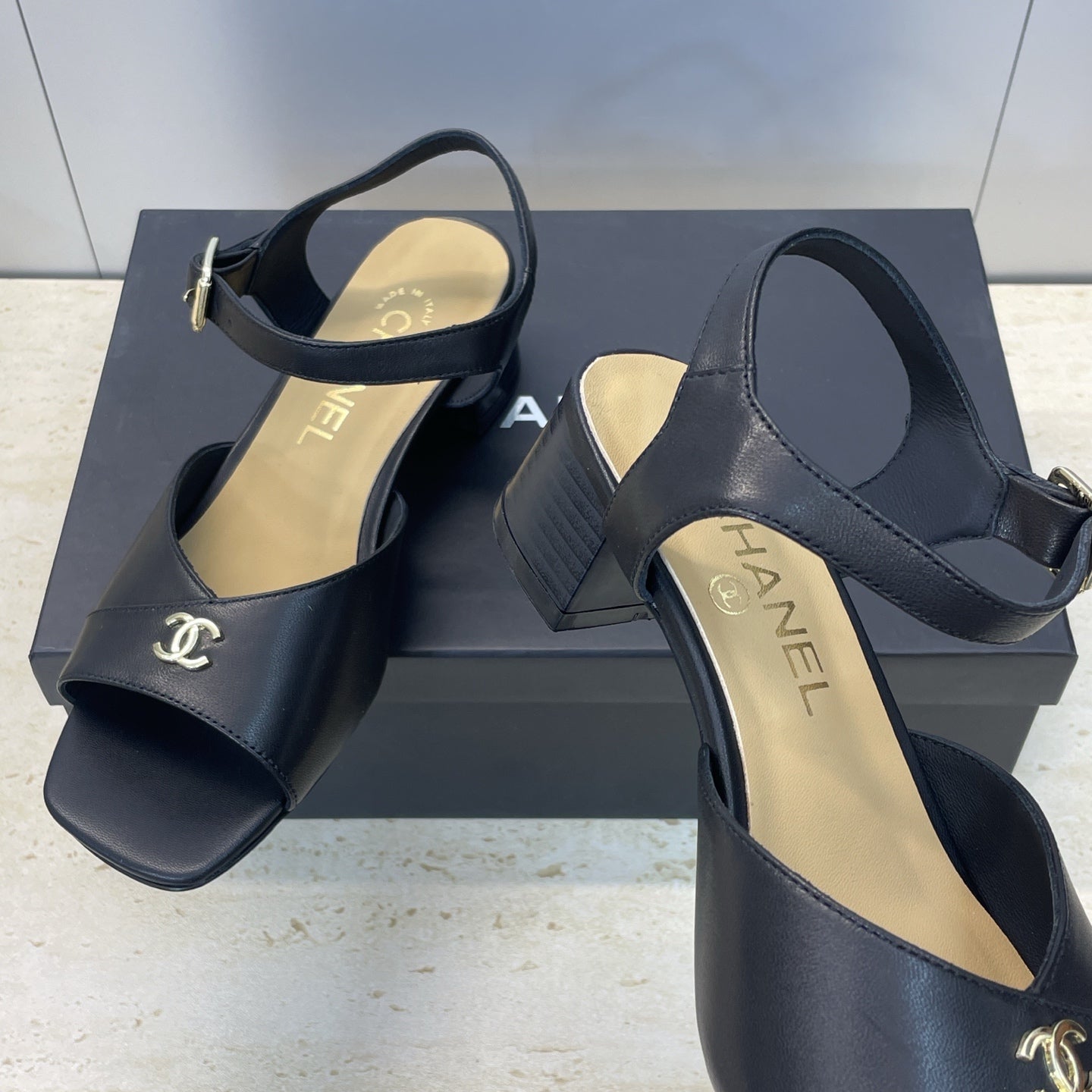 CC 26 Heeled Sandal 45mm Black Beige Sheepskin 607476