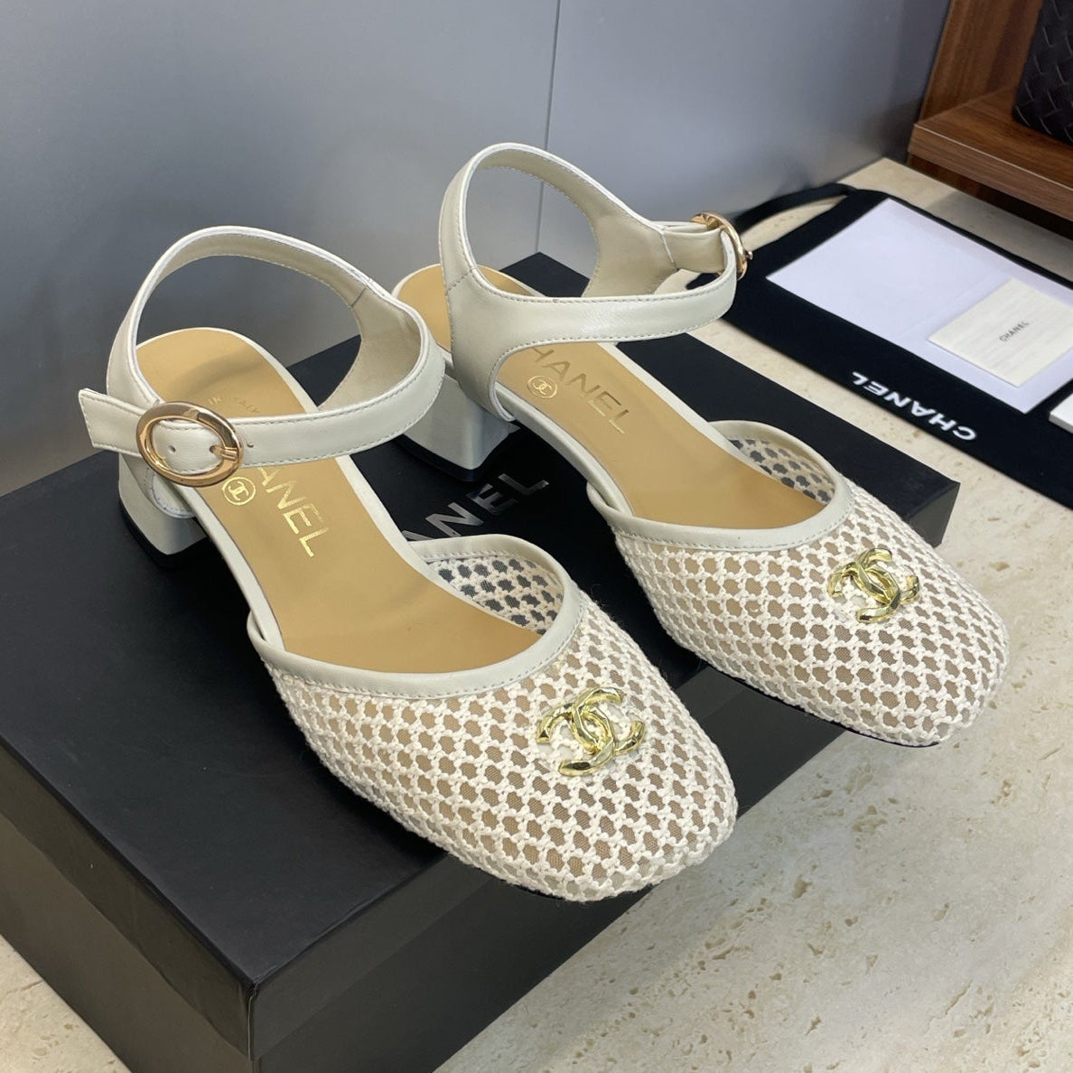 CC 26 Slingback Pump 45mm White Beige Mesh Sheepskin 607482