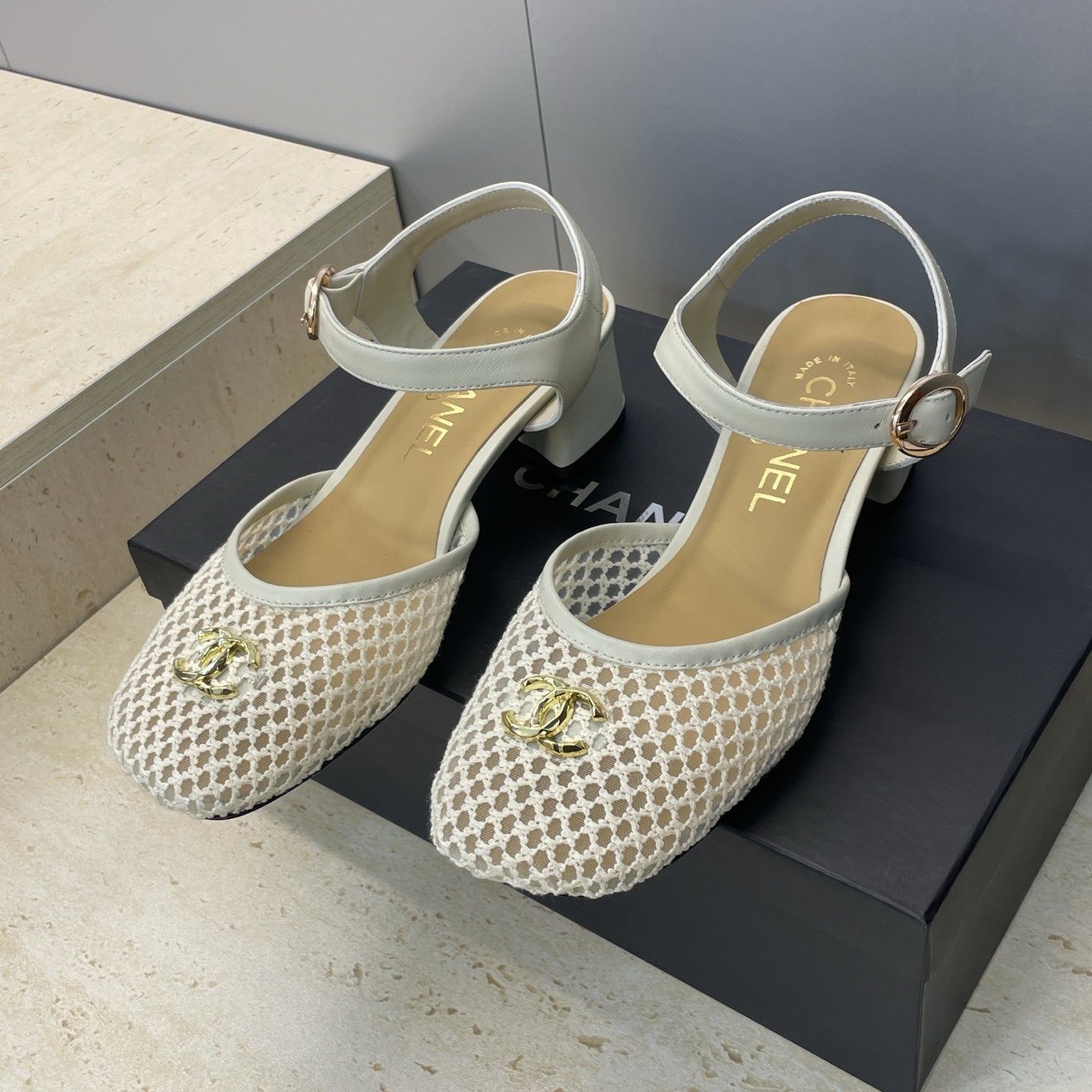 CC 26 Slingback Pump 45mm White Beige Mesh Sheepskin 607482